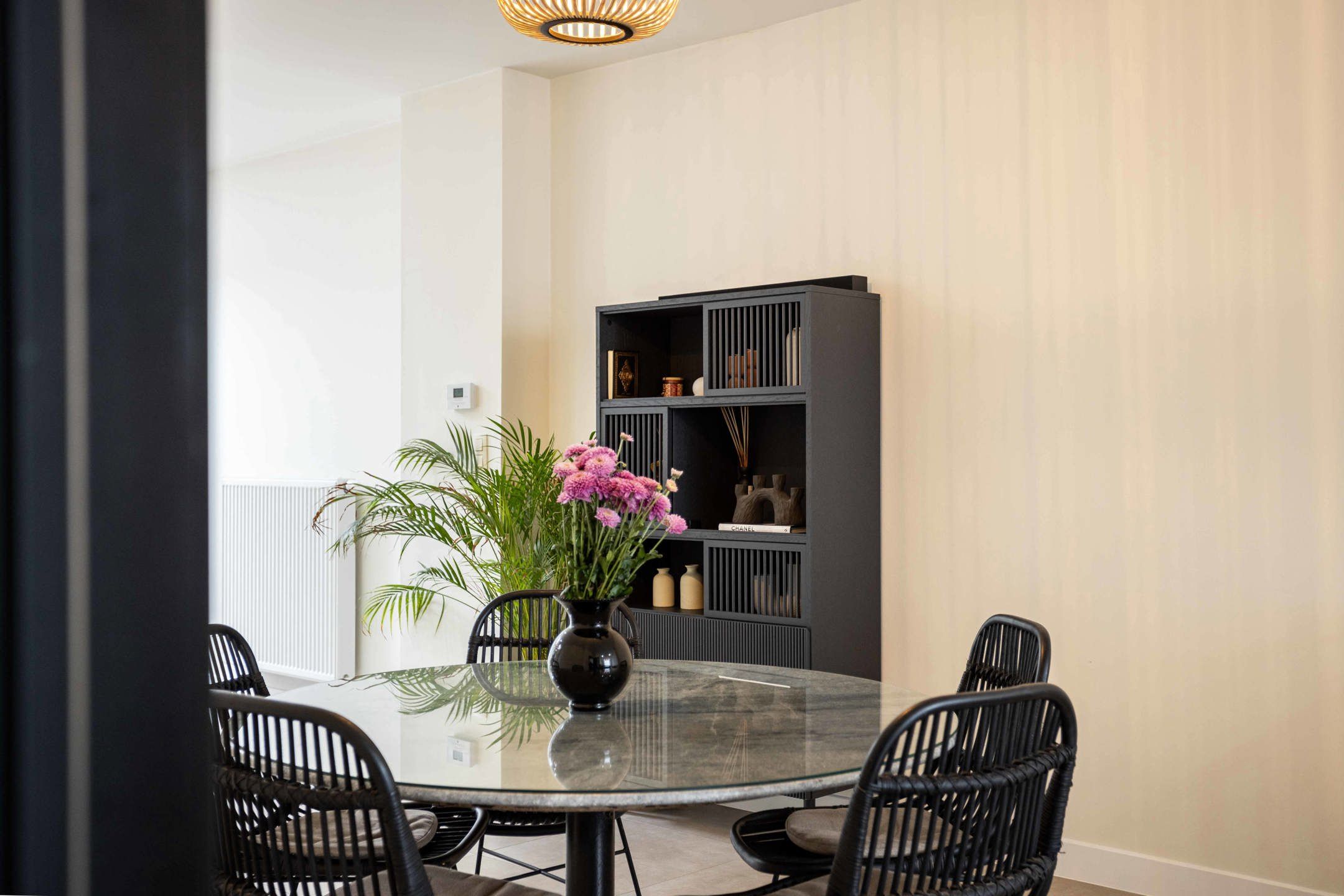 Volledig gerenoveerde, stijlvolle ruime woning foto 6
