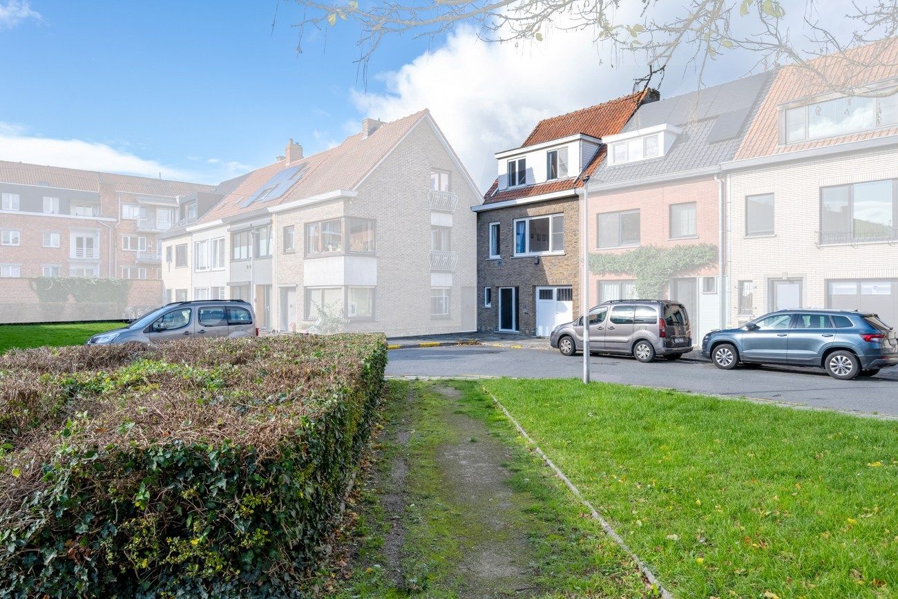 Gezellige, te renoveren, woning met charmante tuin aan een groenzone foto 4