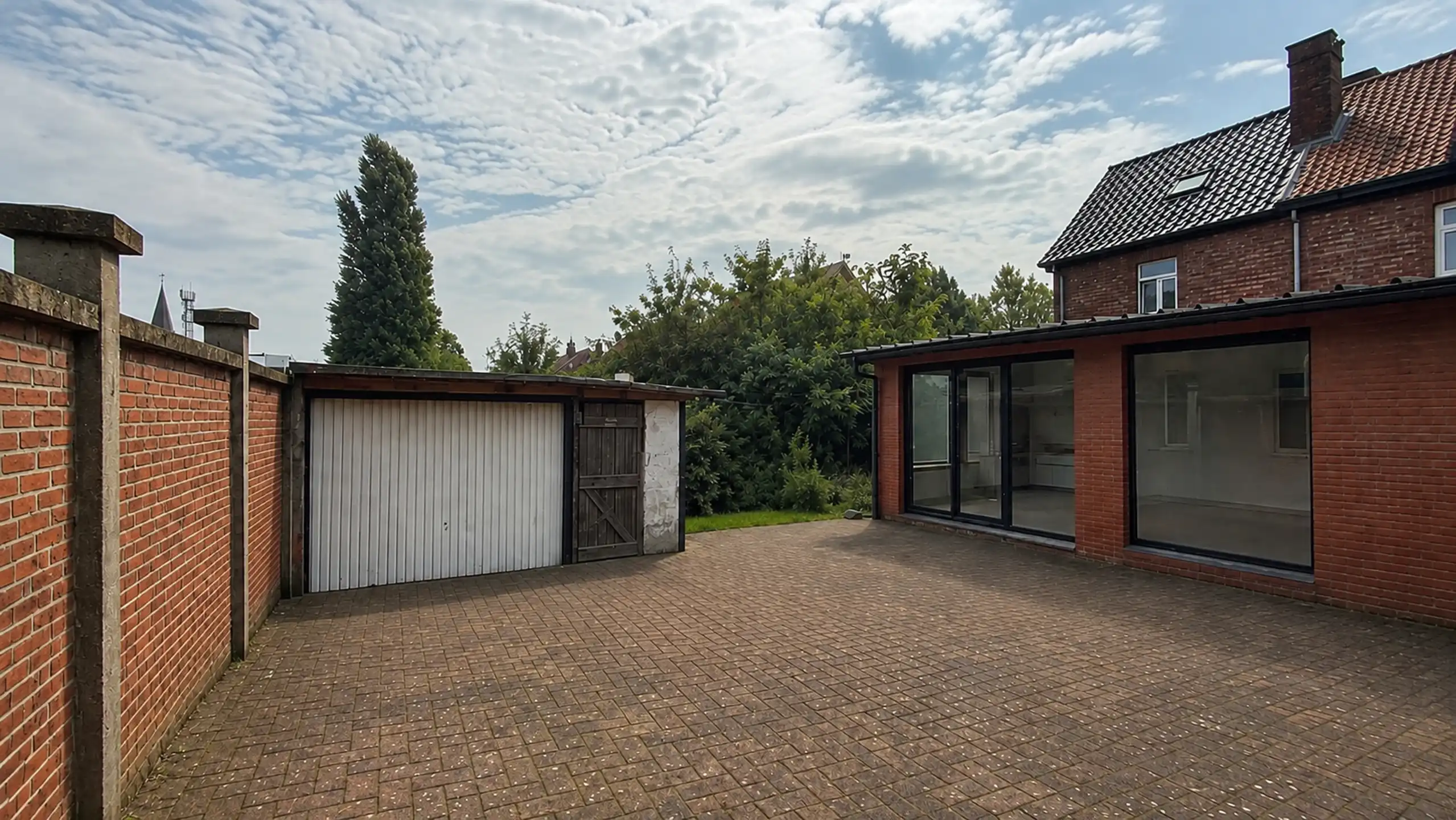 Instapklare woning met veranda, tuin en garage! foto 24