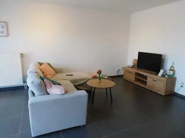 Instapklaar appartement met ruim terras foto 6