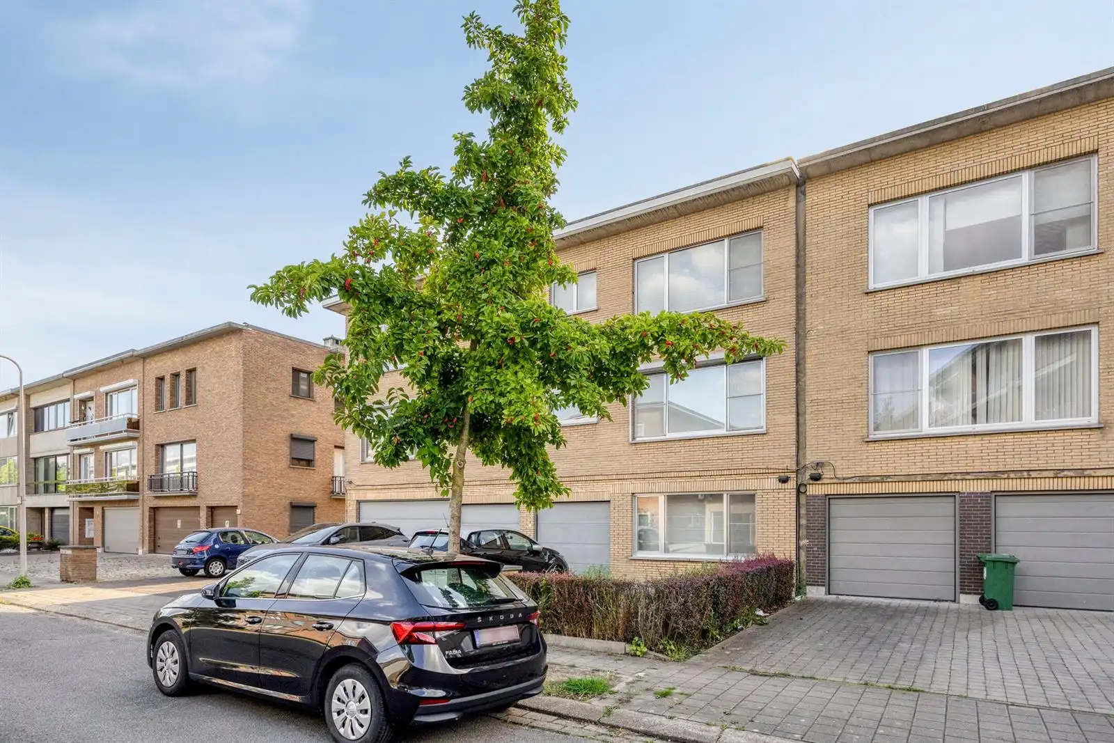 Instapklaar 2-slpk appartement met parking! foto 15