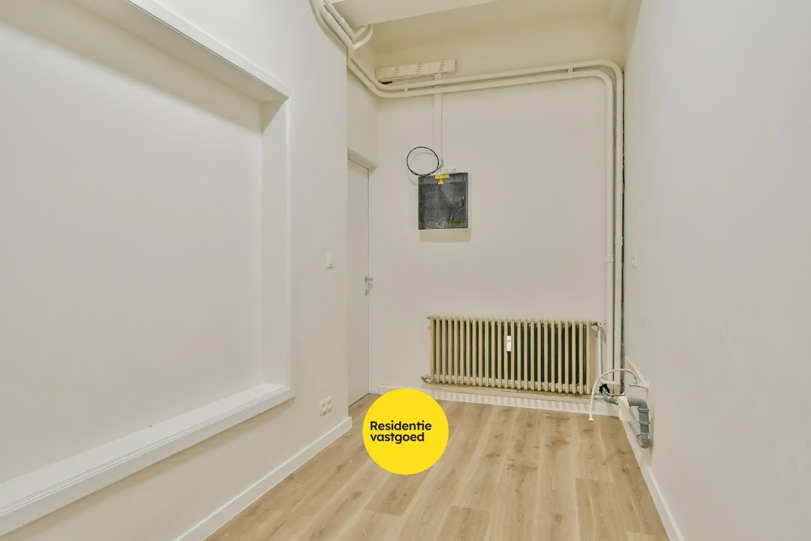 Gelijkvloerse handelsruimte op toplocatie te Oostende foto 7