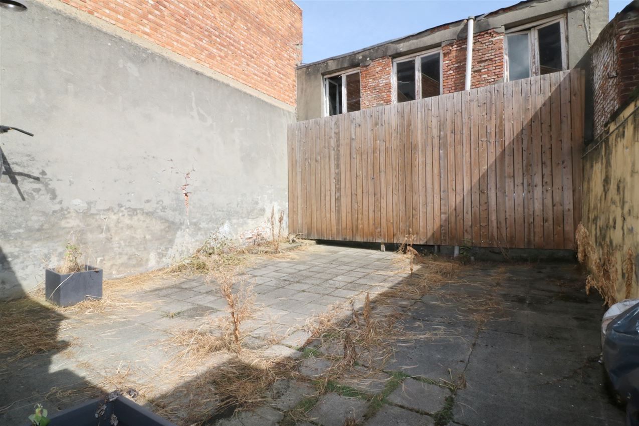 Centraal gelegen handelszaak met hoog zichtbaarheidsgehalte foto 23