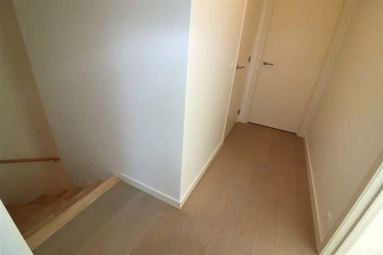 Bijzonder opgevat penthouse, 2 slpk., garage, groot terras foto 21