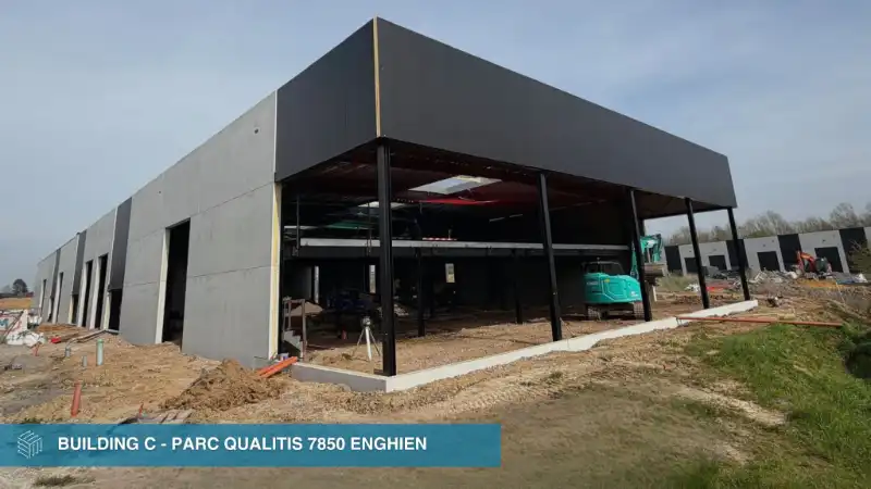 Bedrijfsgebouw te huur foto {{pictureIndex}}