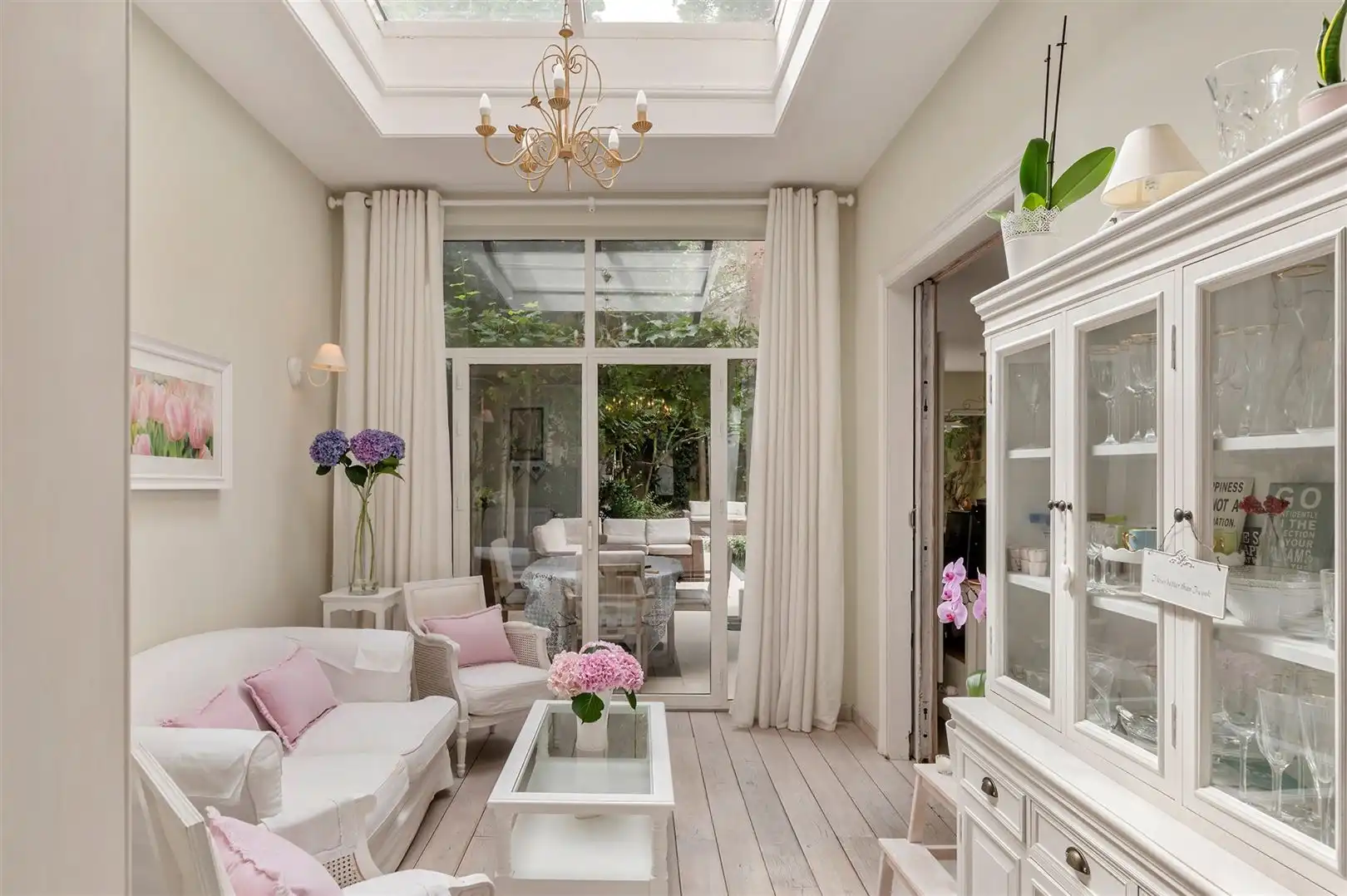 Ruime herenwoning met tuin en vijver, tussen Park Spoor Noord en het centrum foto 7