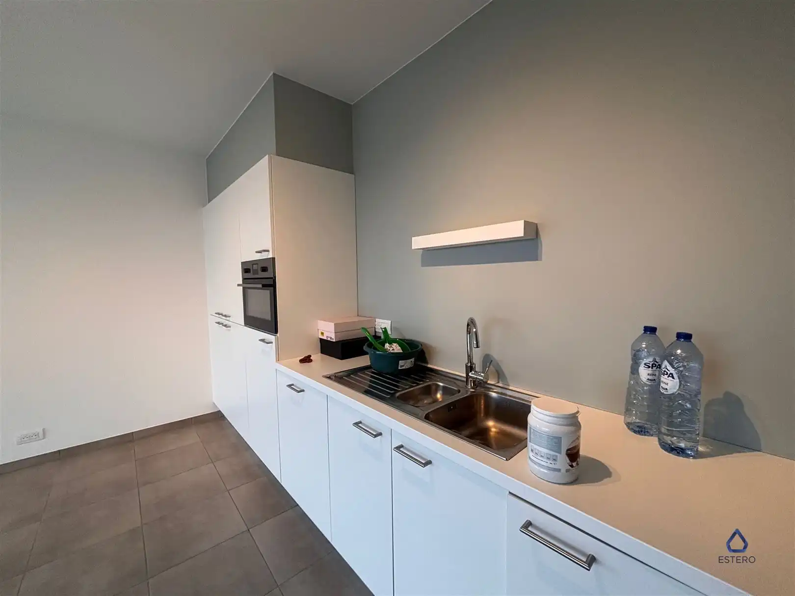 Lichtrijk nieuwbouw appartement in groene omgeving foto 6
