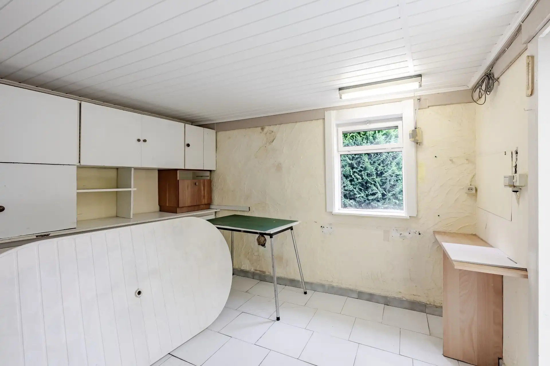 Te renoveren woning op toplocatie! foto 17