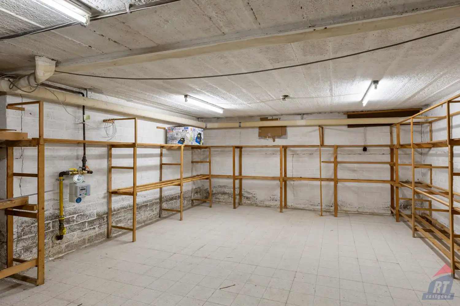 Karakteristieke eengezinswoning met ruime garages en kelder op toplocatie in Sint-Truiden foto 22