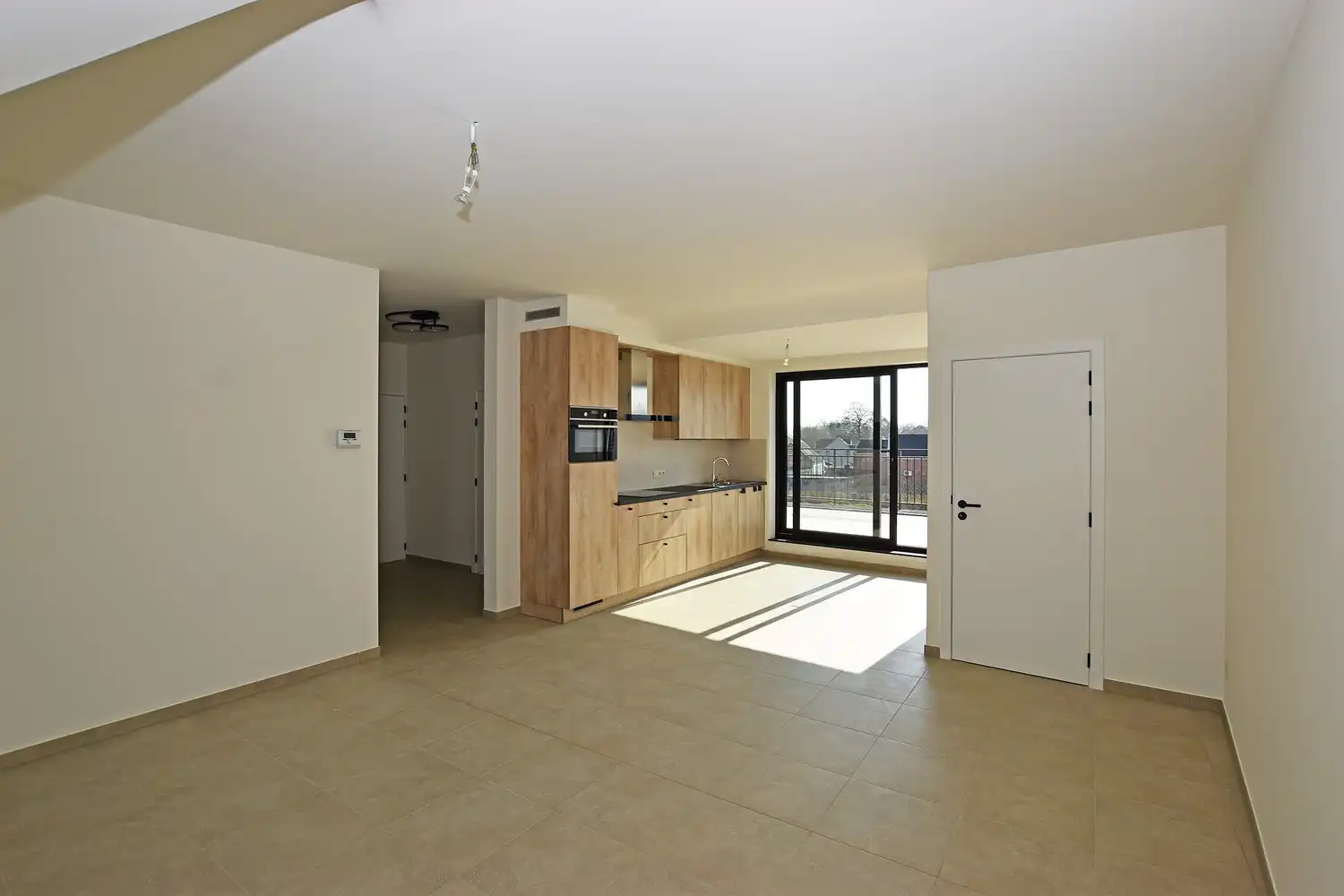 Nieuwbouwappartement met één slaapkamer en een ruim Z-terras te Broechem! foto 2
