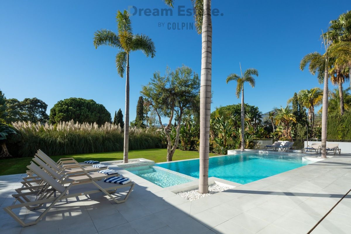 Eigentijdse villa in het bevoorrechte Nueva Andalucia foto 22
