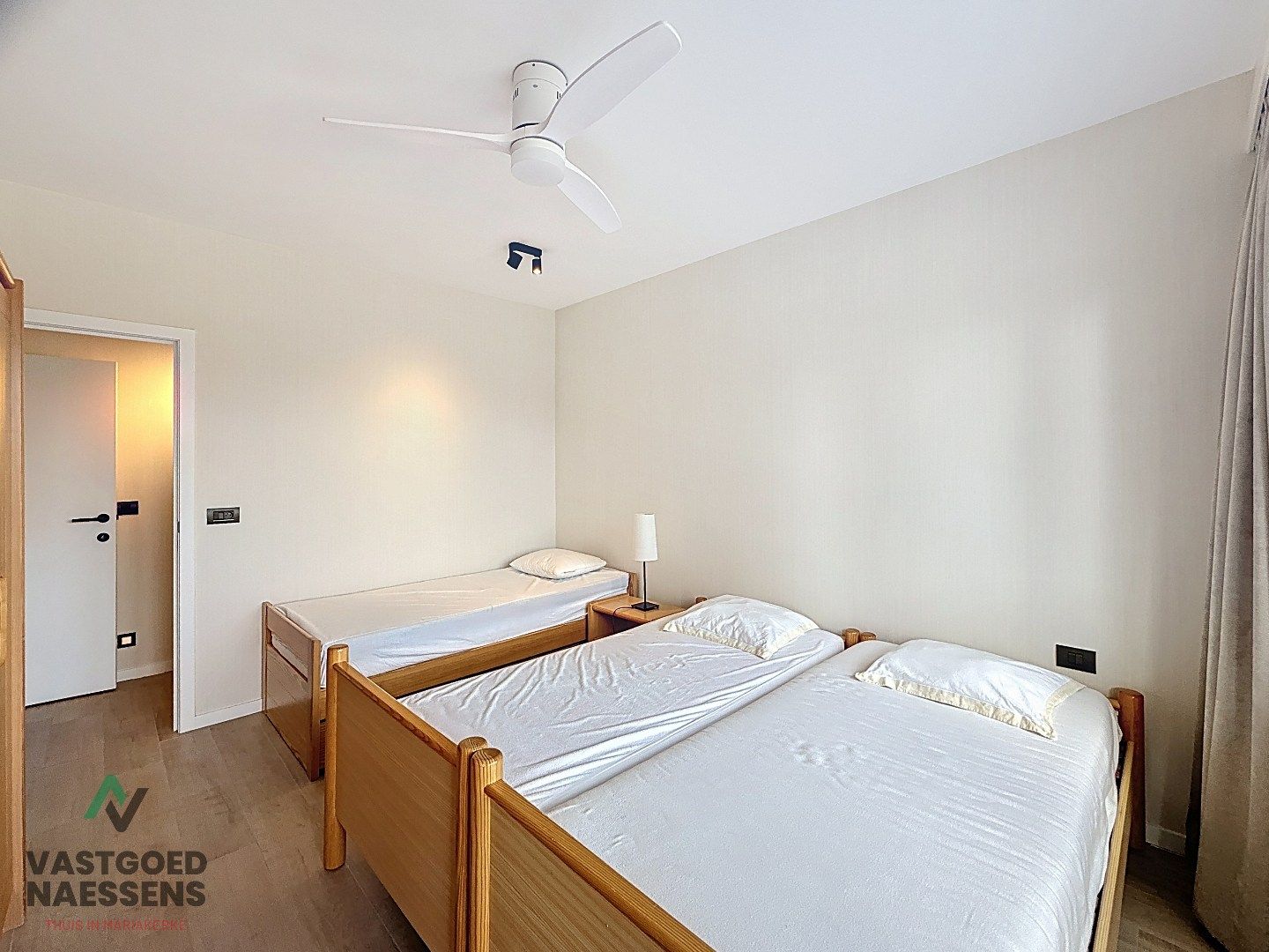 SCHITTEREND VERNIEUWD 3 SLPK APP MET ZICHT OP ZEE EN TERRAS foto 20