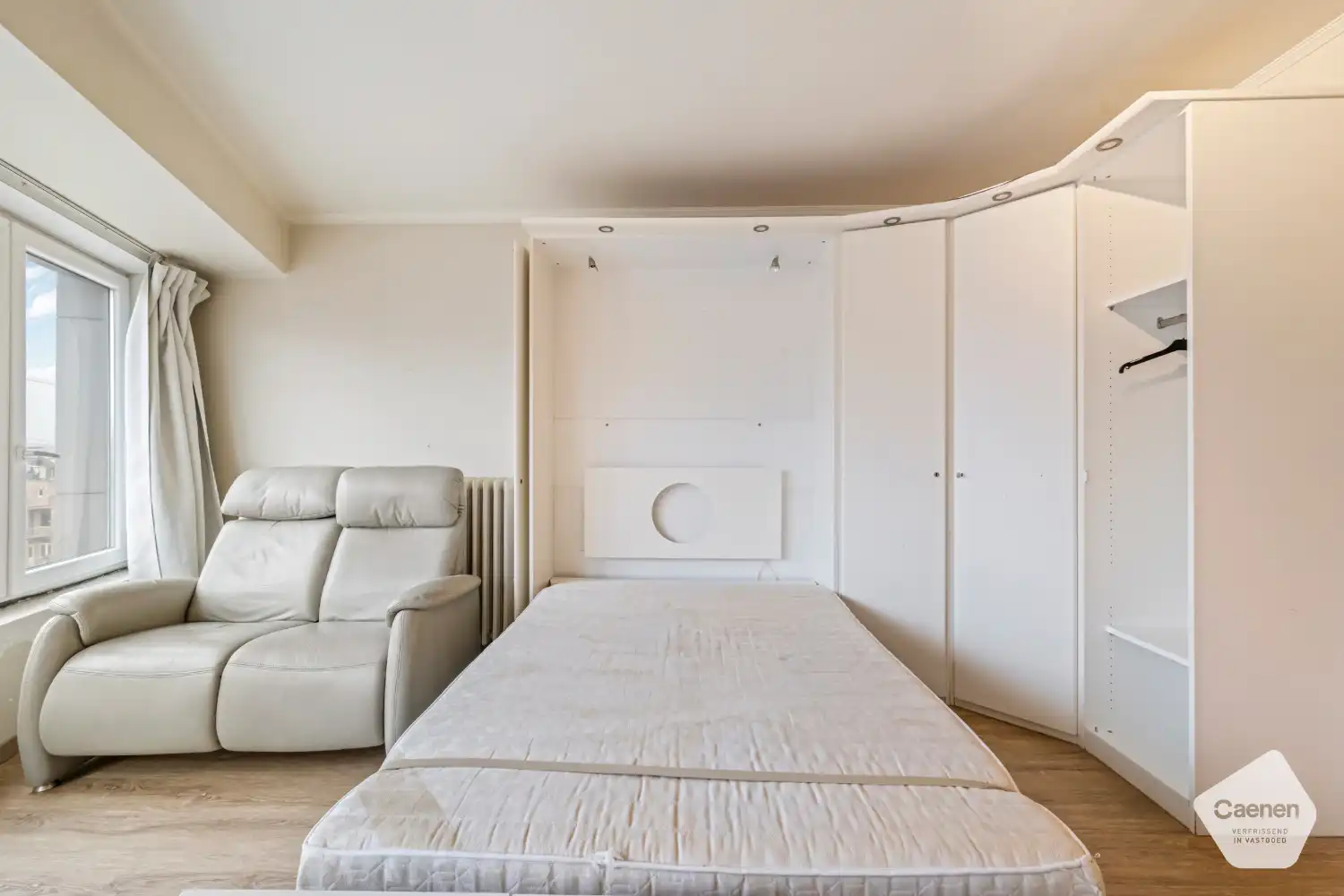 Instapklare studio op een uitstekende locatie foto 4