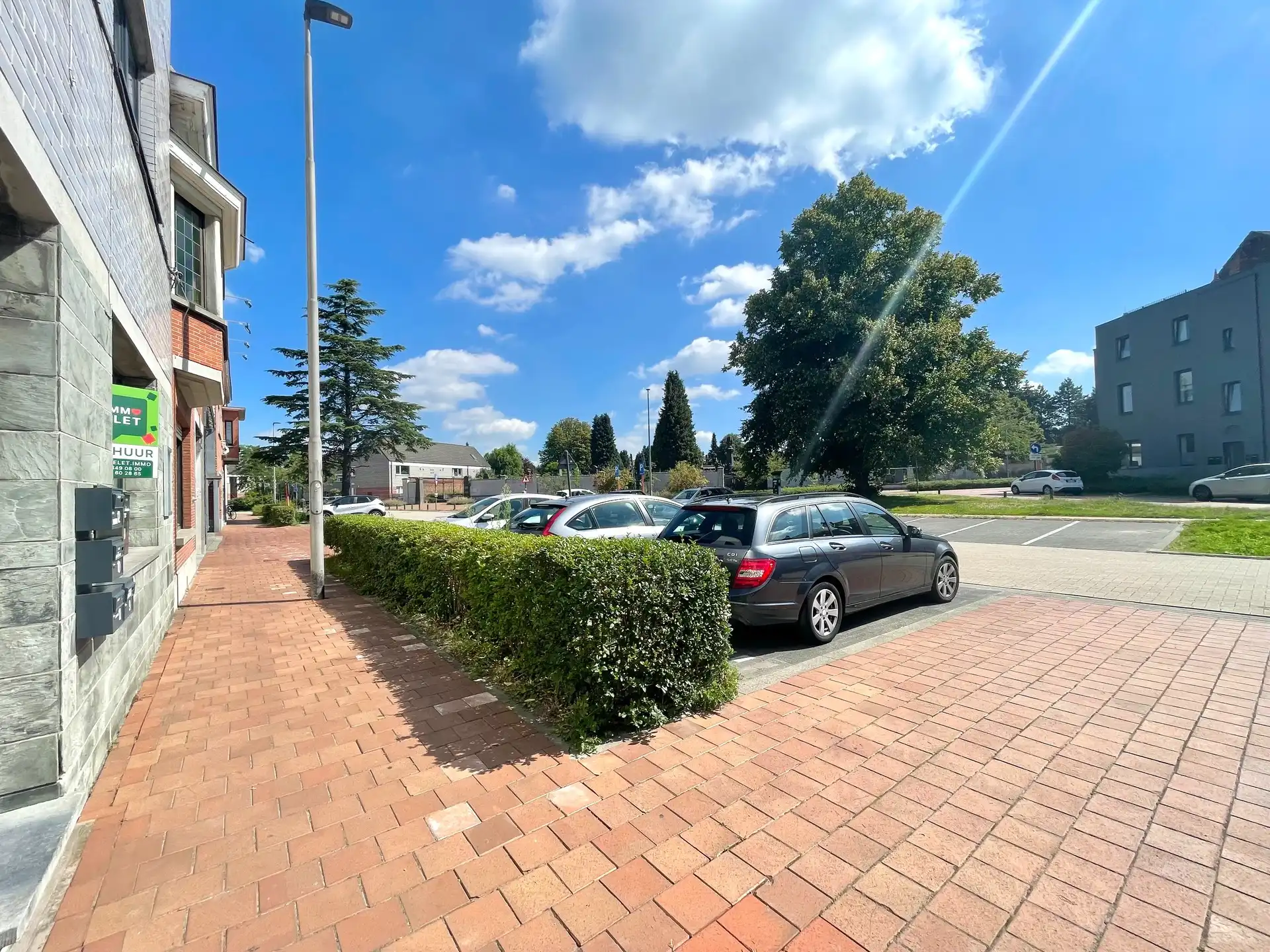 VERNIEUWD GELIJKVLOERS APPARTEMENT |1 SLPK | KOER | foto 3