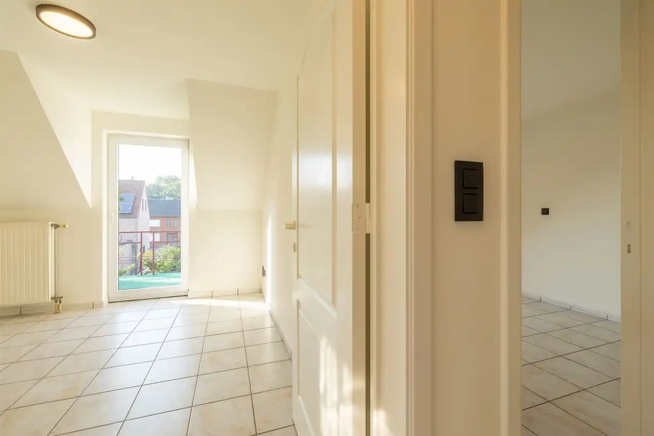 Appartement met twee slaapkamers en garage op rustige en toch centrale locatie foto 14
