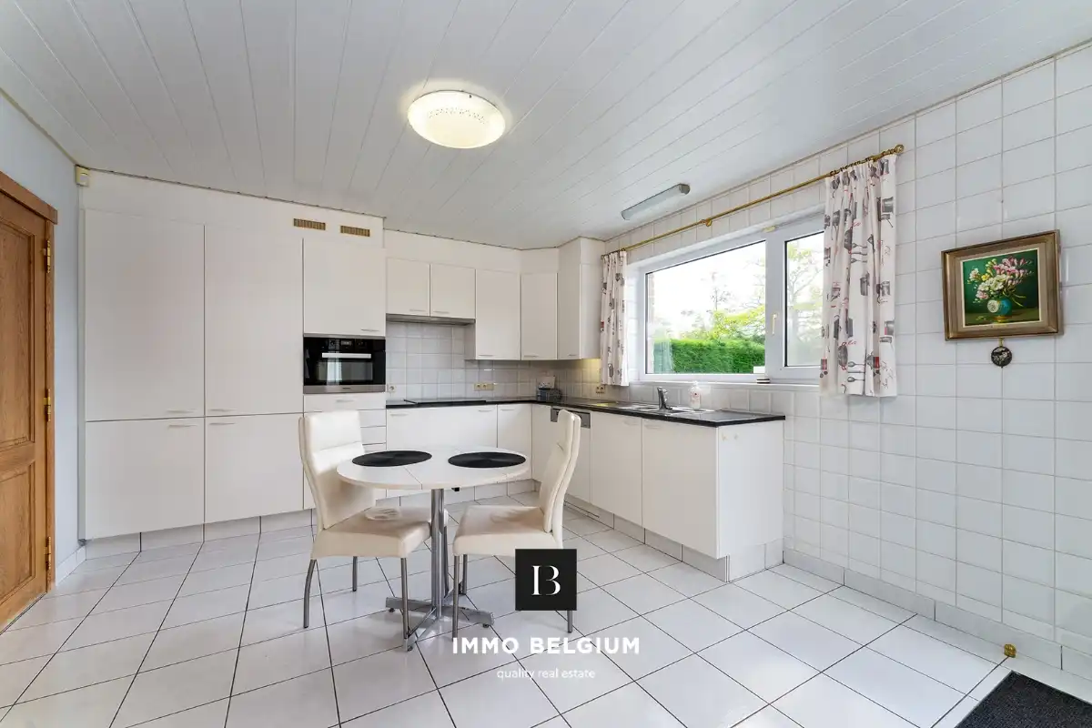 Verzorgde vrijstaande villa met ruime tuin en EPC-label B. foto 7