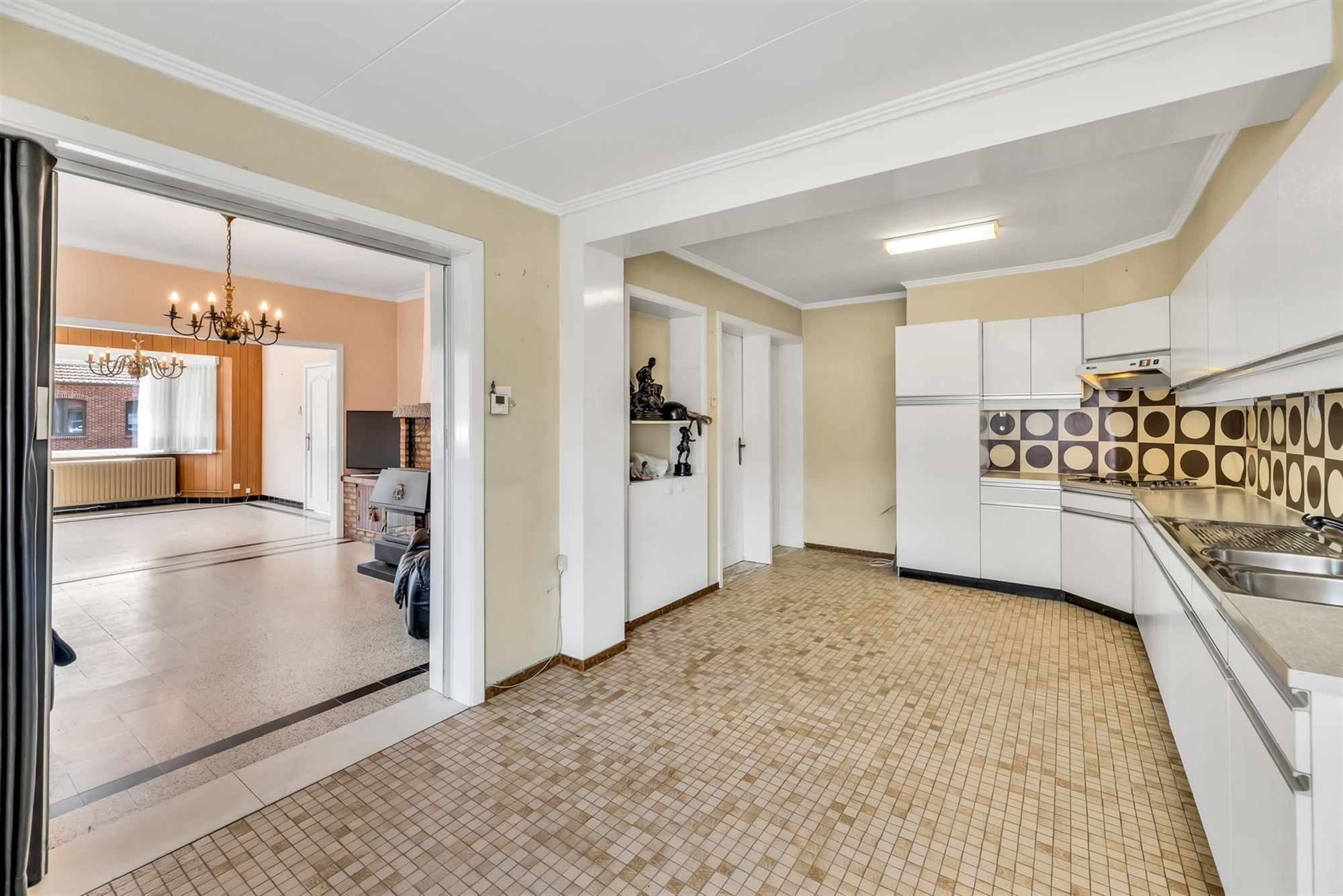 GEZELLIGE WONING MET 3 SLAAPKAMERS EN RUIME TUIN IN BERINGEN CENTRUM foto 7