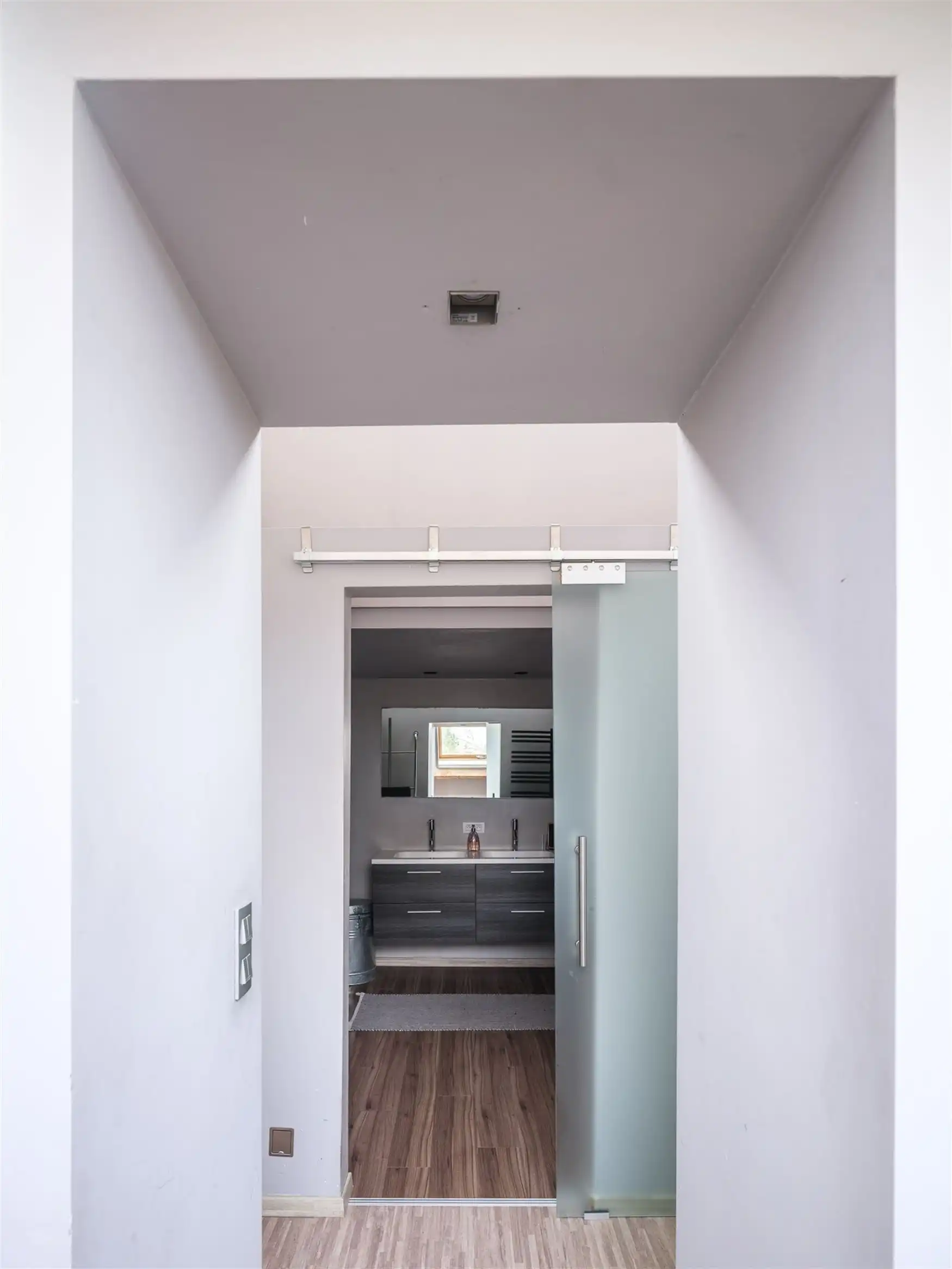 Karaktervolle loft met groot terras in hartje Oudenaarde. foto 12