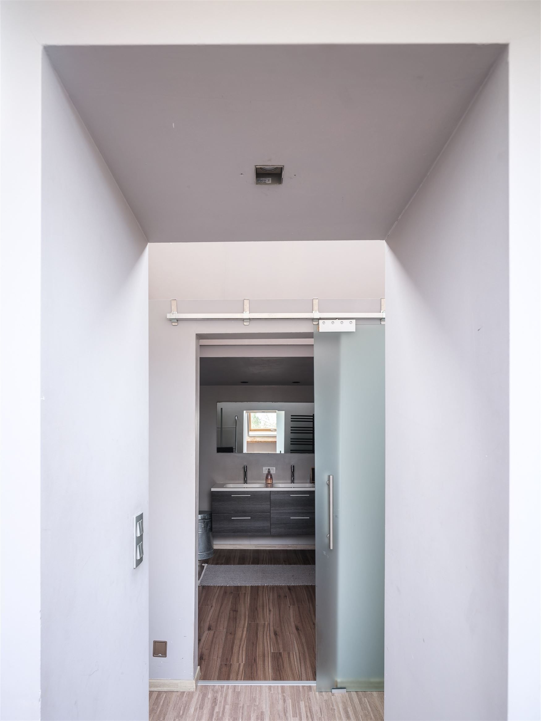 Karaktervolle loft met groot terras in hartje Oudenaarde. foto 12