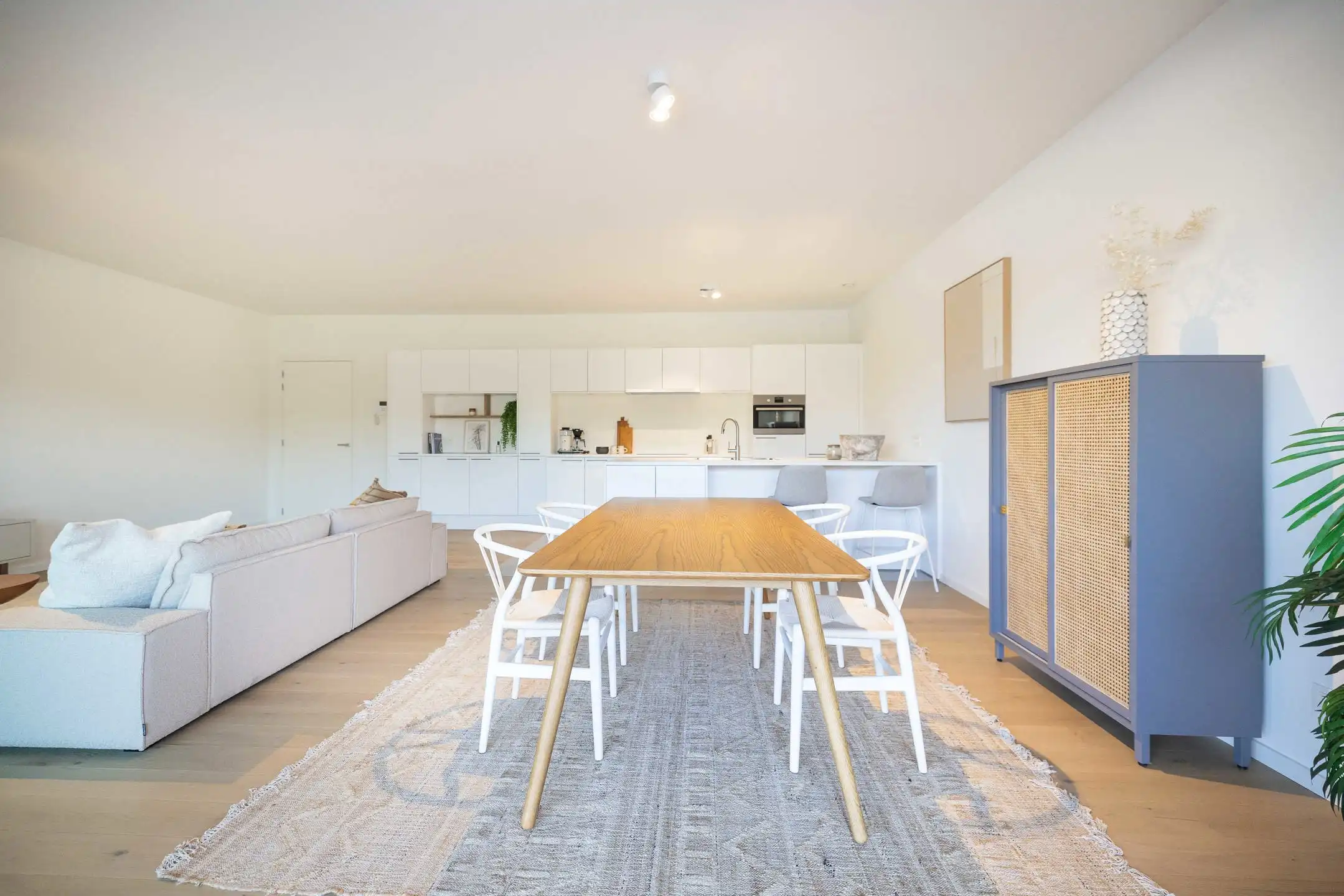 Ruime 2-slaapkamerappartement aan het water foto 2