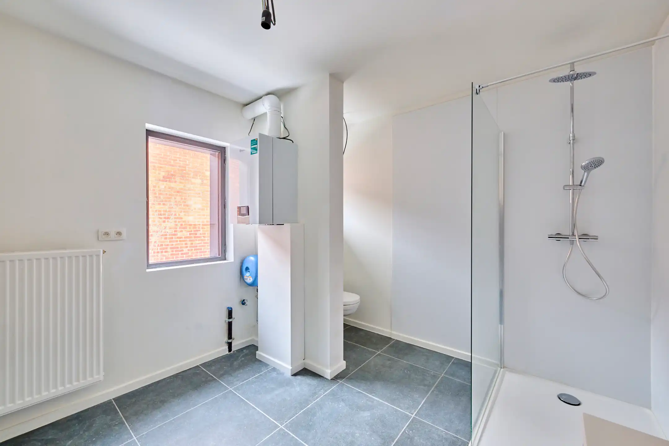 RUIME GERENOVEERDE WONING  foto 13