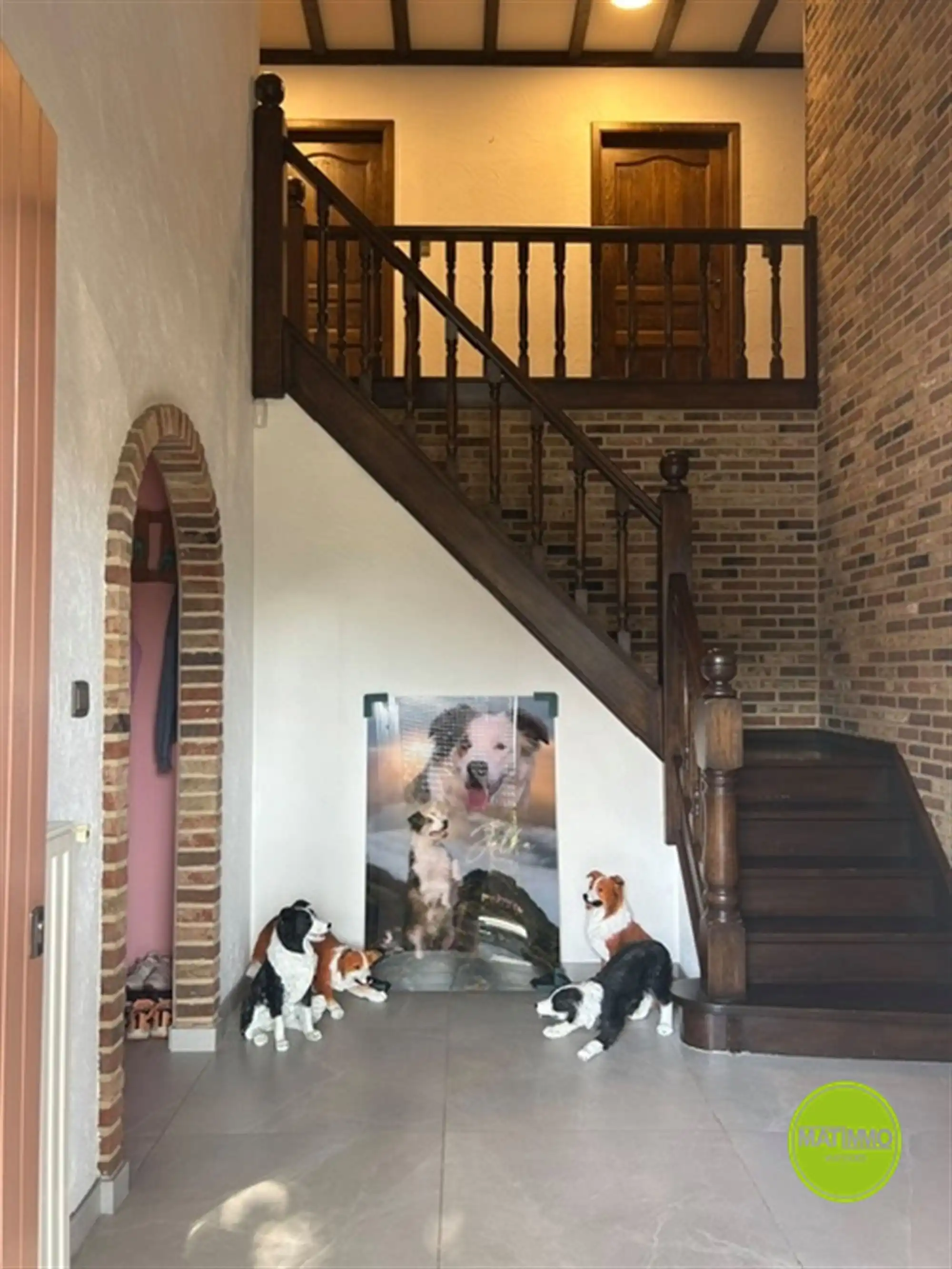 Ruime gezinswoning met 5 slaapkamers op 2.883 m2 grond  foto 6