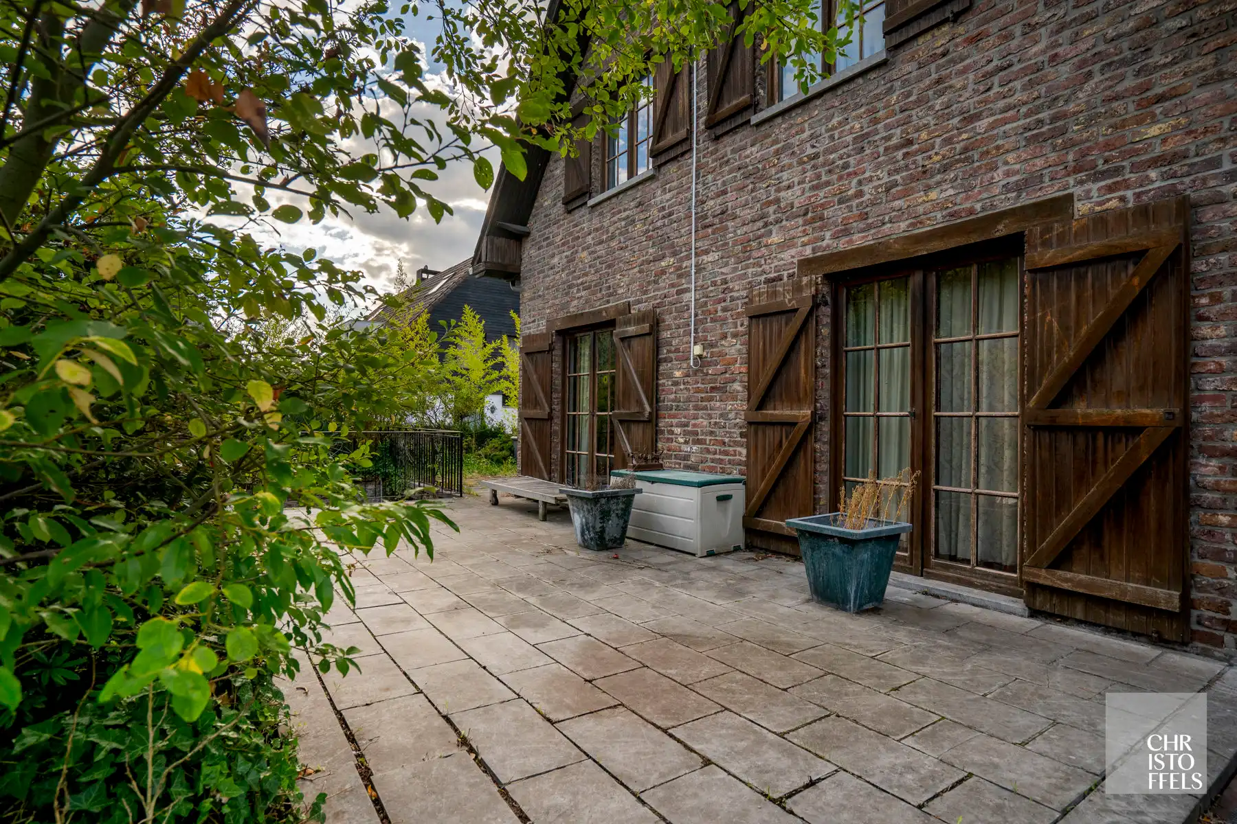 Te renoveren landhuis met bijgebouw van ca 70m² op perceel van 1.390 m²  foto 8