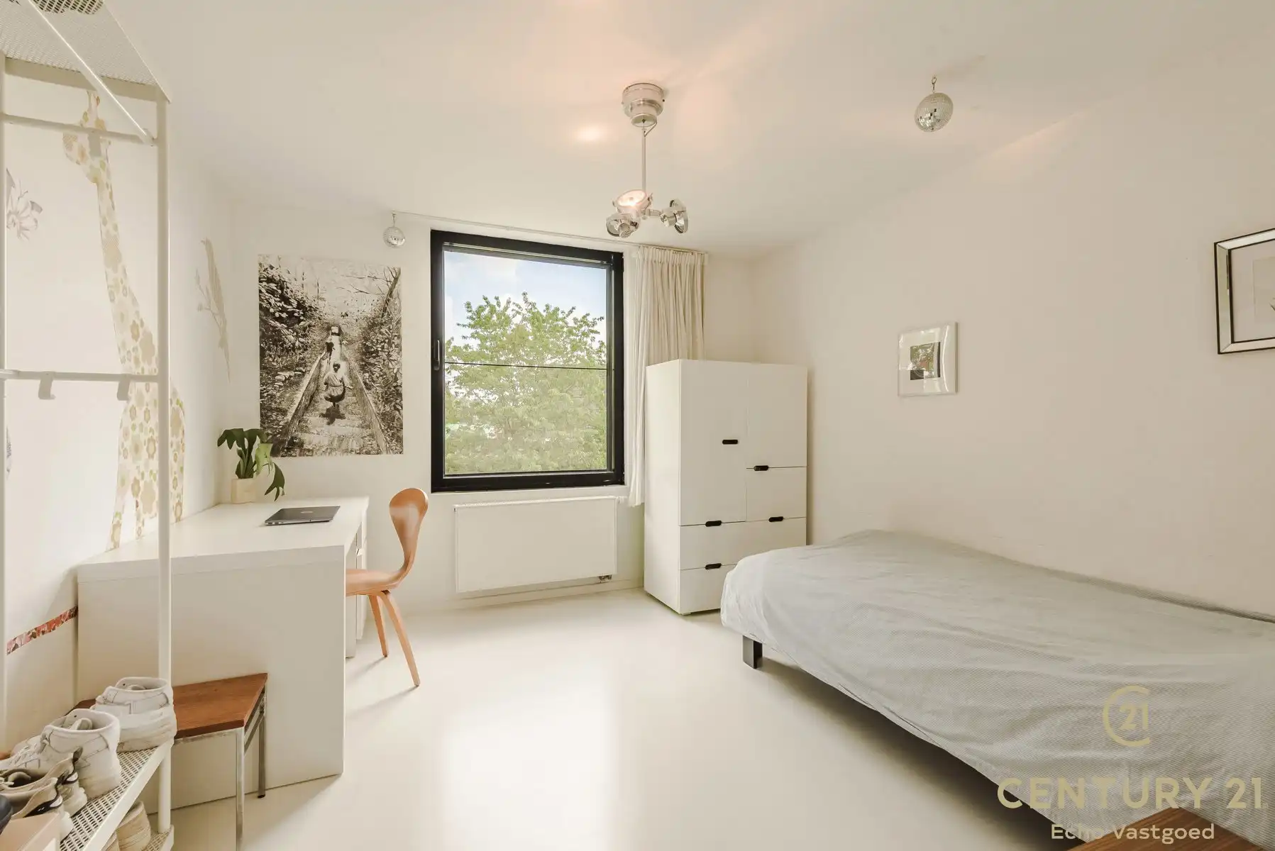 Centraal gelegen karaktervolle woning met 4slpk en tuin foto 21