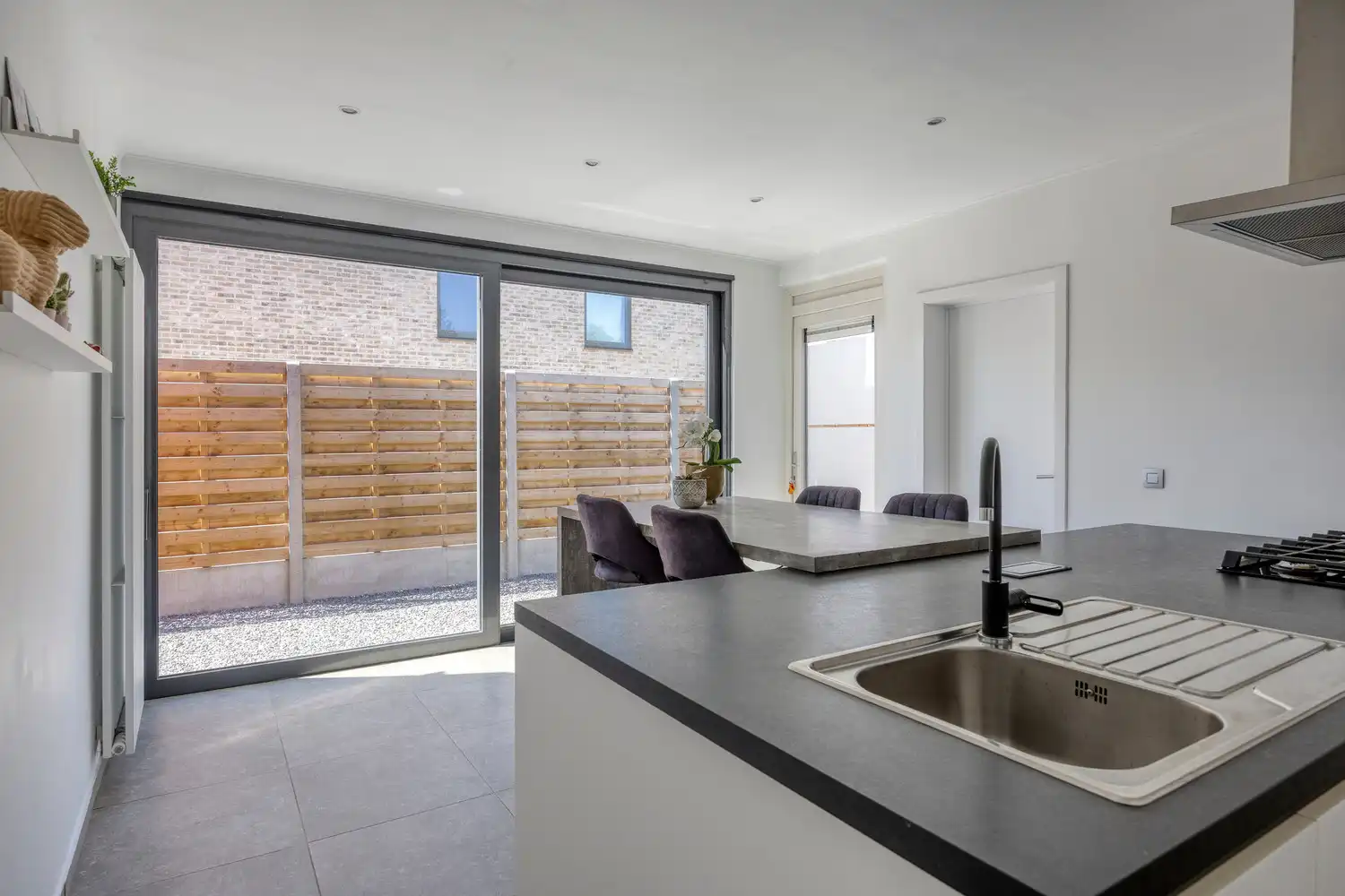 INSTAPKLARE WONING MET 3 SLPKS TE DIEST! foto 9