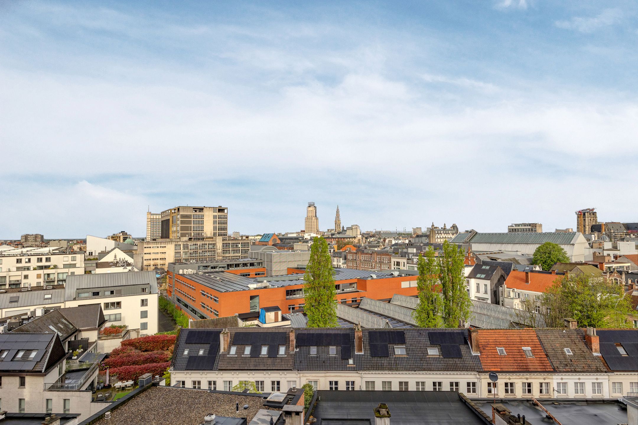 ANTWERPEN - Zonnig twee slaapkamer appartement foto 14