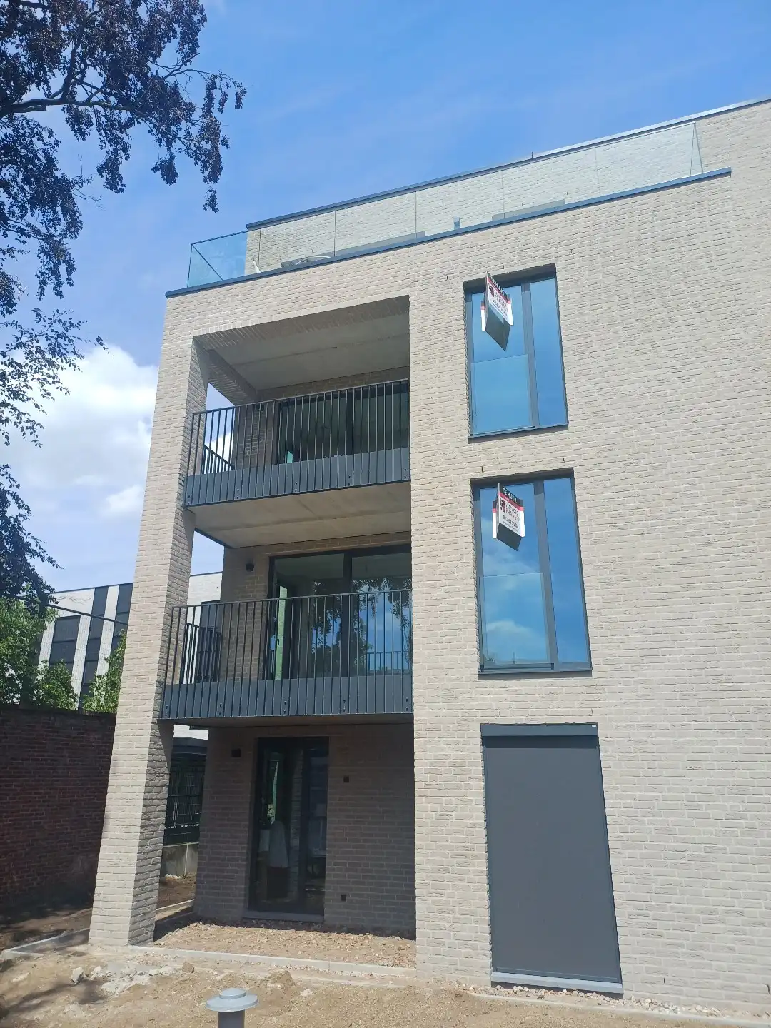Instapklaar energieneutraal 1 slaapkamer nieuwbouw-appartement in Neerpelt centrum foto 2