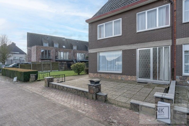 Huis met 3 slaapkamers op centrale ligging te Kasterlee op een perceel van 1055 m²! foto 3