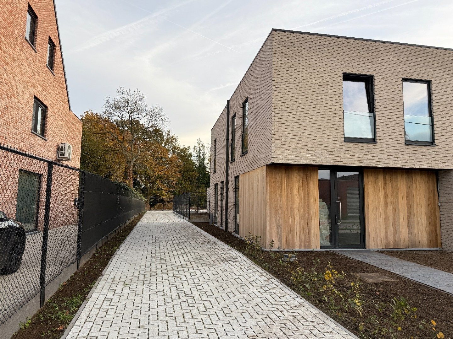 Instapklare nieuwbouw met 3 slpk en tuin foto 23