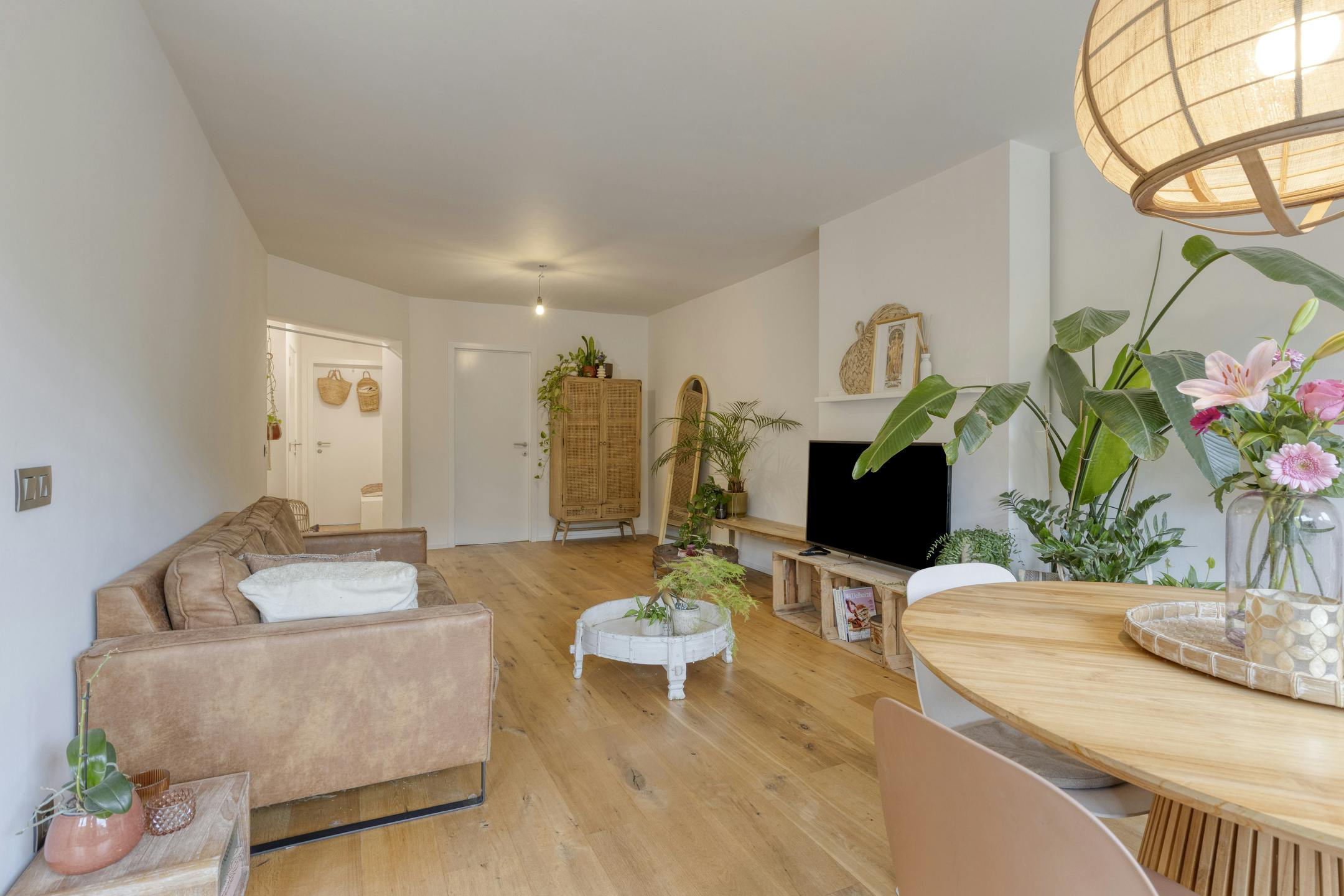 Charmant appartement met twee slaapkamers te Deurne! foto 3