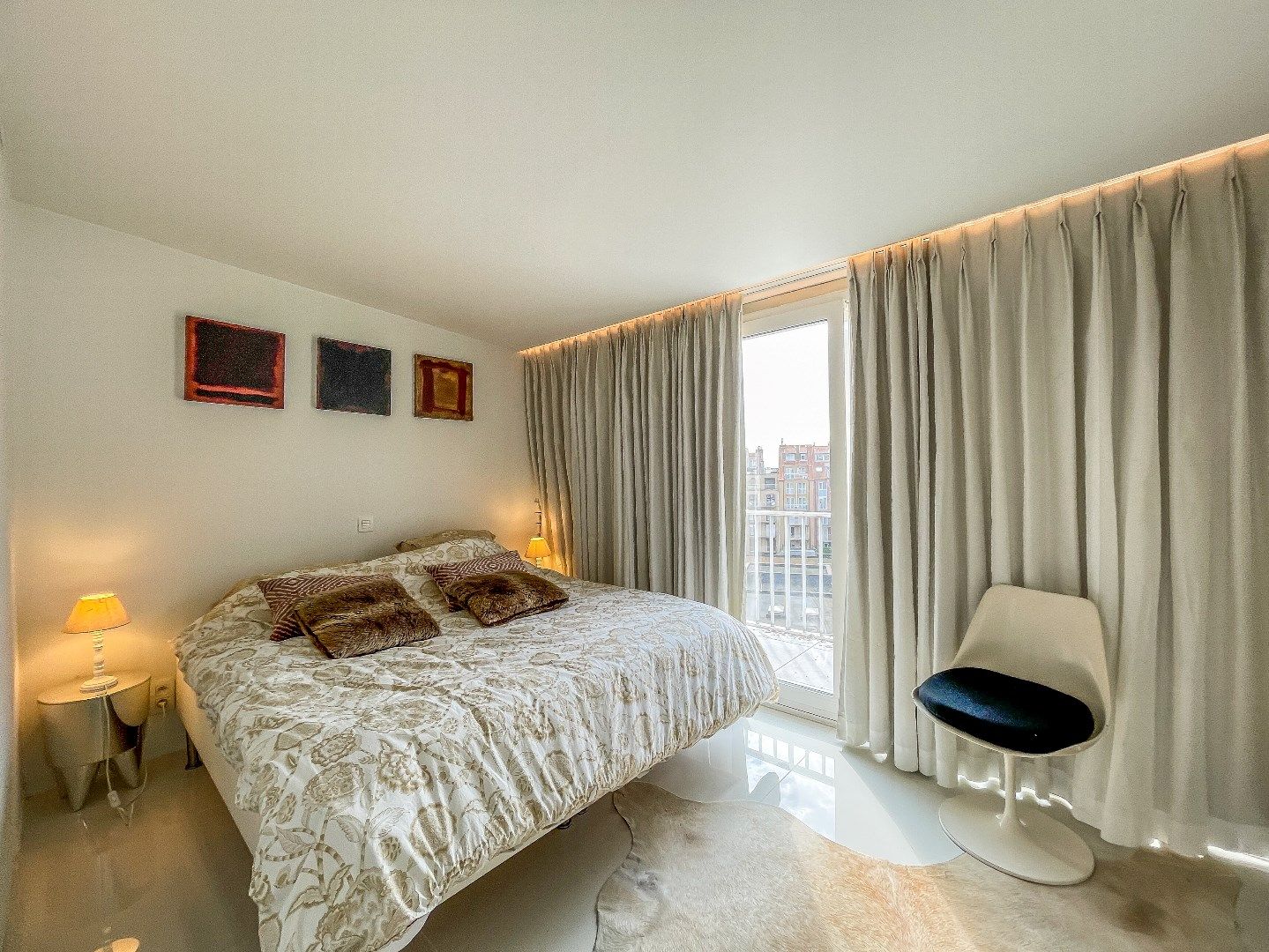 Aangename penthouse (gemeubeld) met ruim zonneterras gelegen op de Kustlaan vlakbij het Lichttorenplein.  foto 12