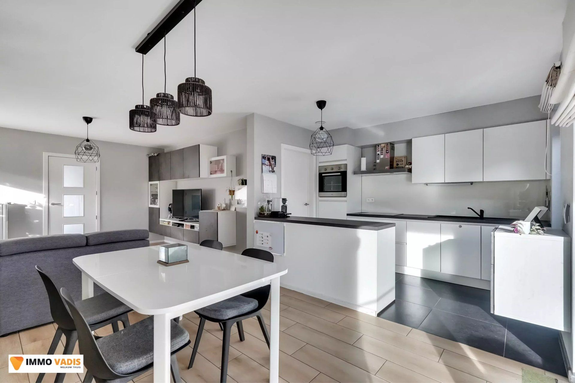 Recente woning met 3 slaapkamers foto 5