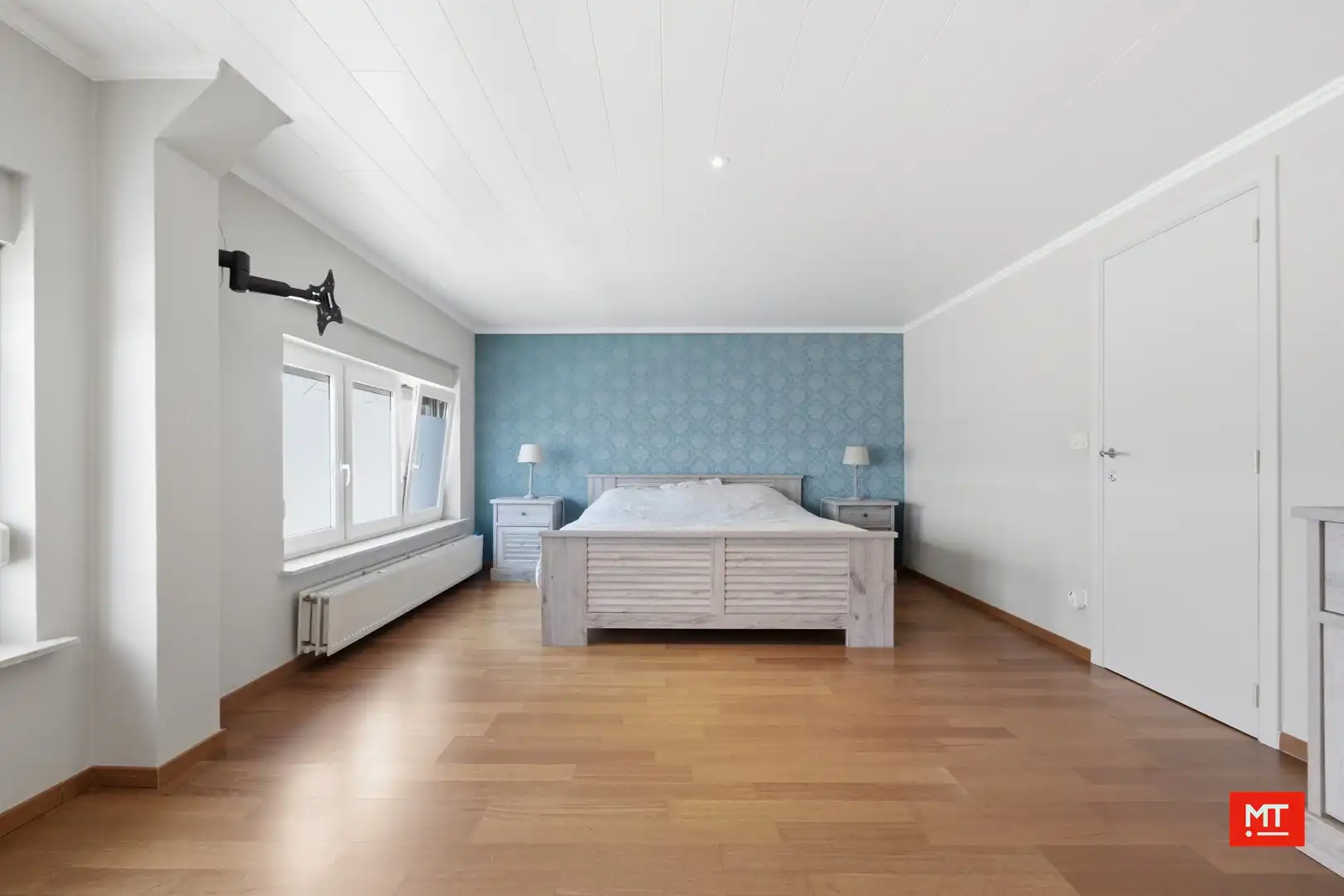 Ruime, instapklare woning met loods in het centrum van Wervik foto 23