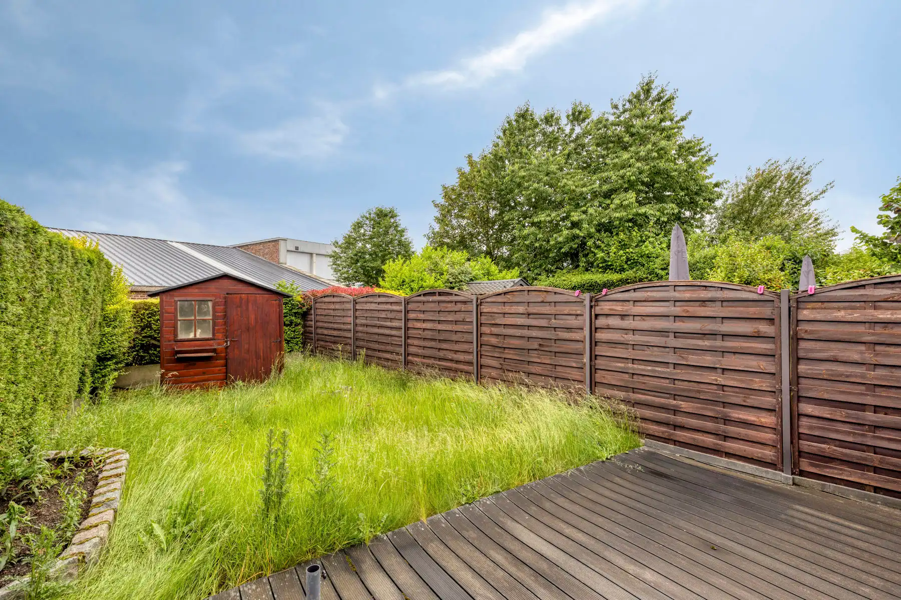 Eengezinswoning met 4 slaapkamers, 2 badkamers en tuin foto 24