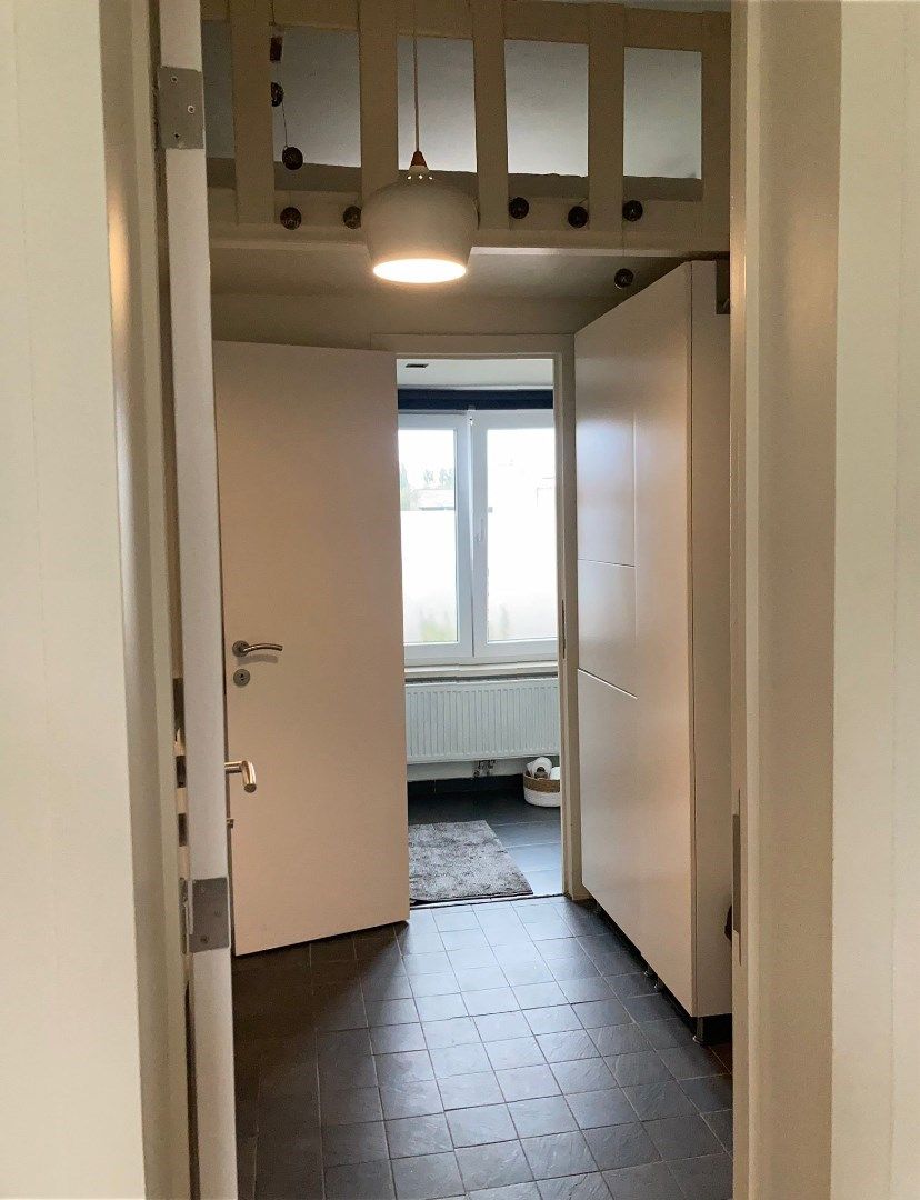 Prachtige instapklare studio van 50 m² op een zeer gunstige ligging te Nationalestraat! foto 15