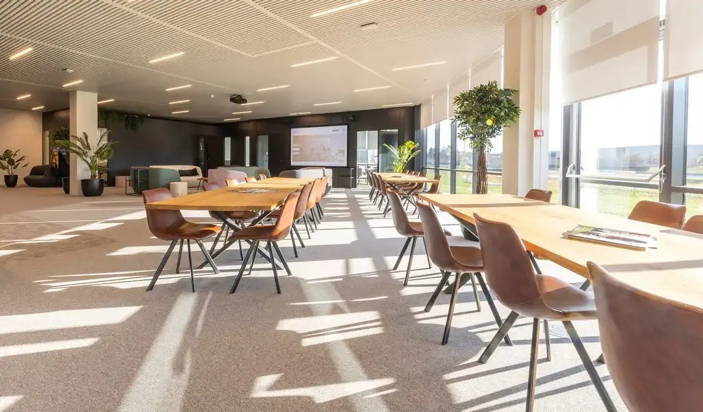 High-end kantoren te huur in Skyline40 Erembodegem foto 9