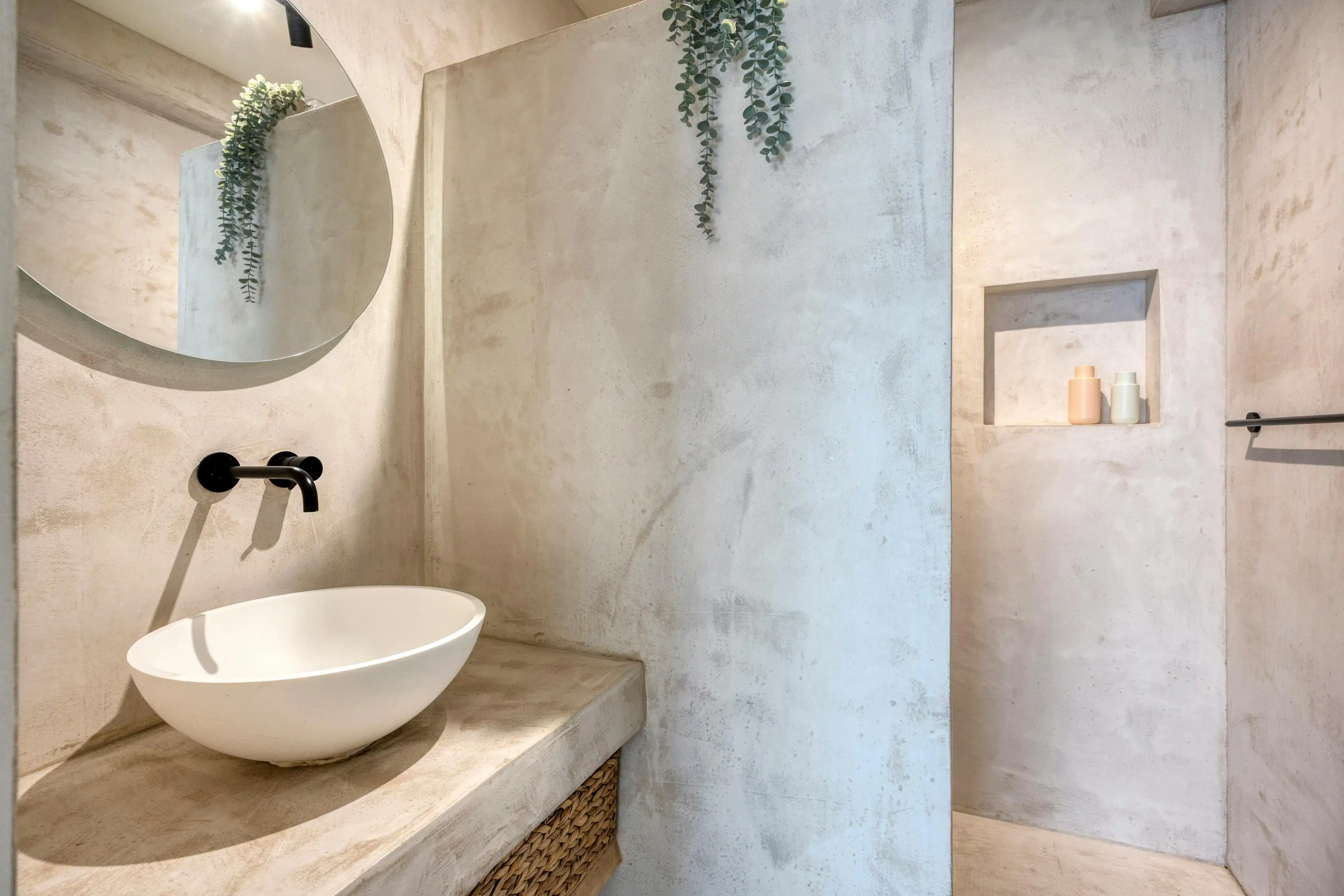 Stijlvol en praktisch gerenoveerd huis met garageopties  foto 22