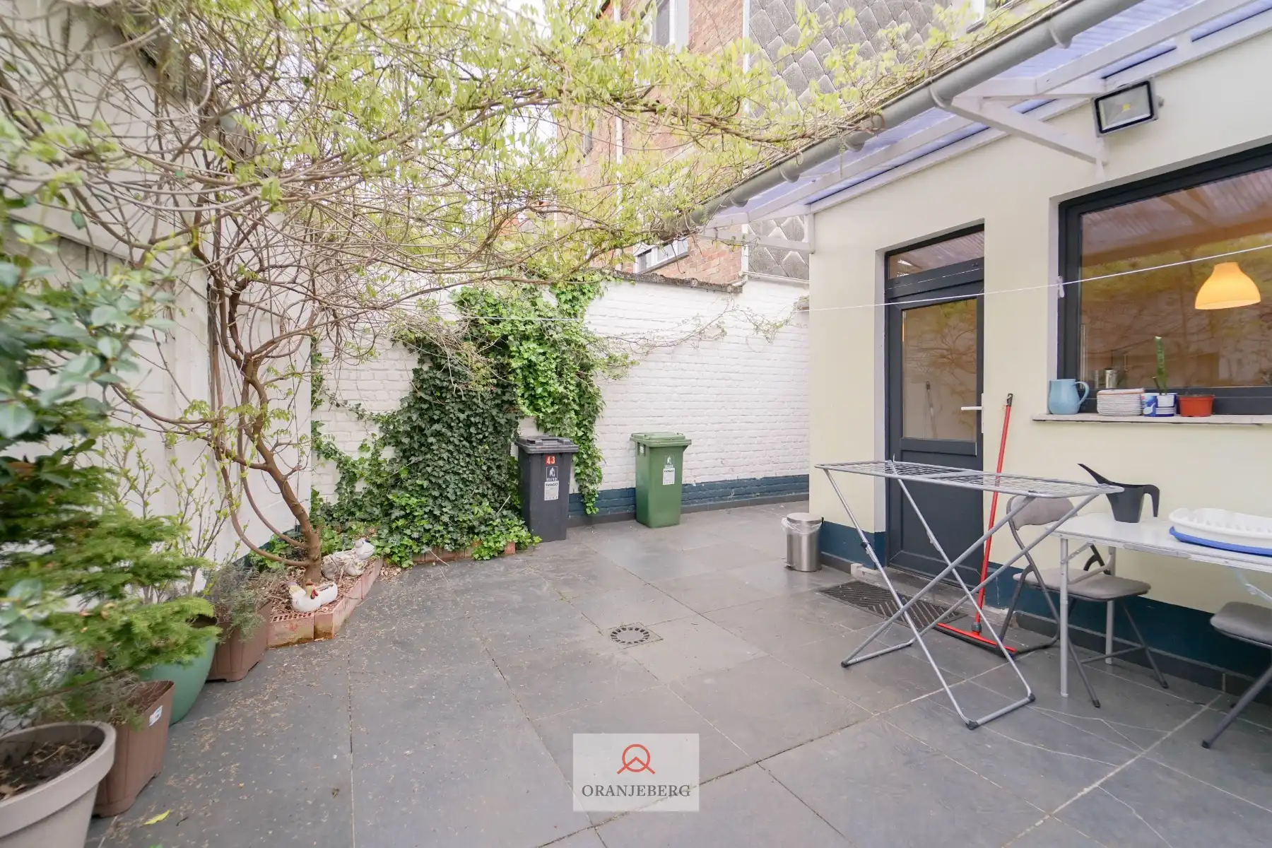 Rustig gelegen woning met stadstuintje foto 15