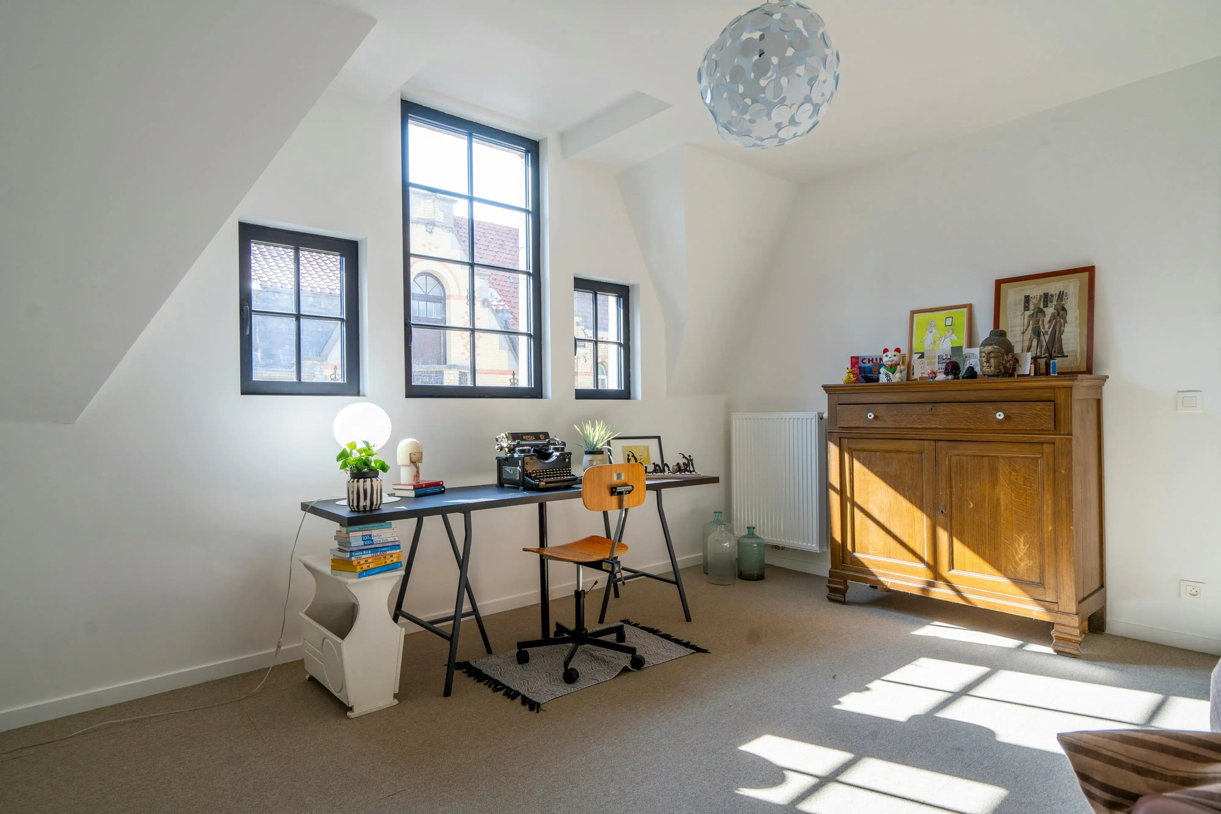 Prachtig gerenoveerde appartement te koop met uitweg  foto 8