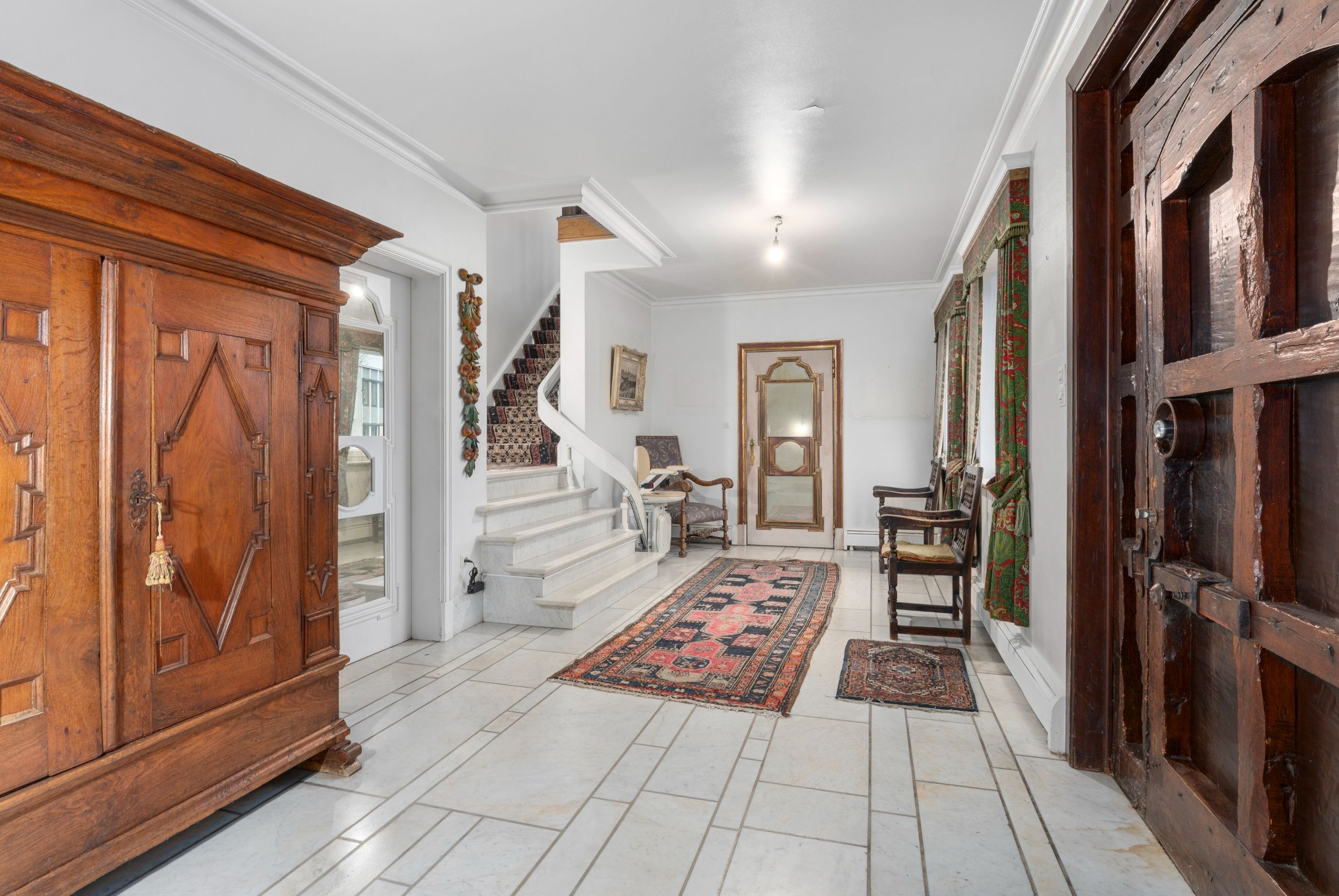 Charmante en ruime te renoveren villa op een perceel van 2.092m2 foto 12