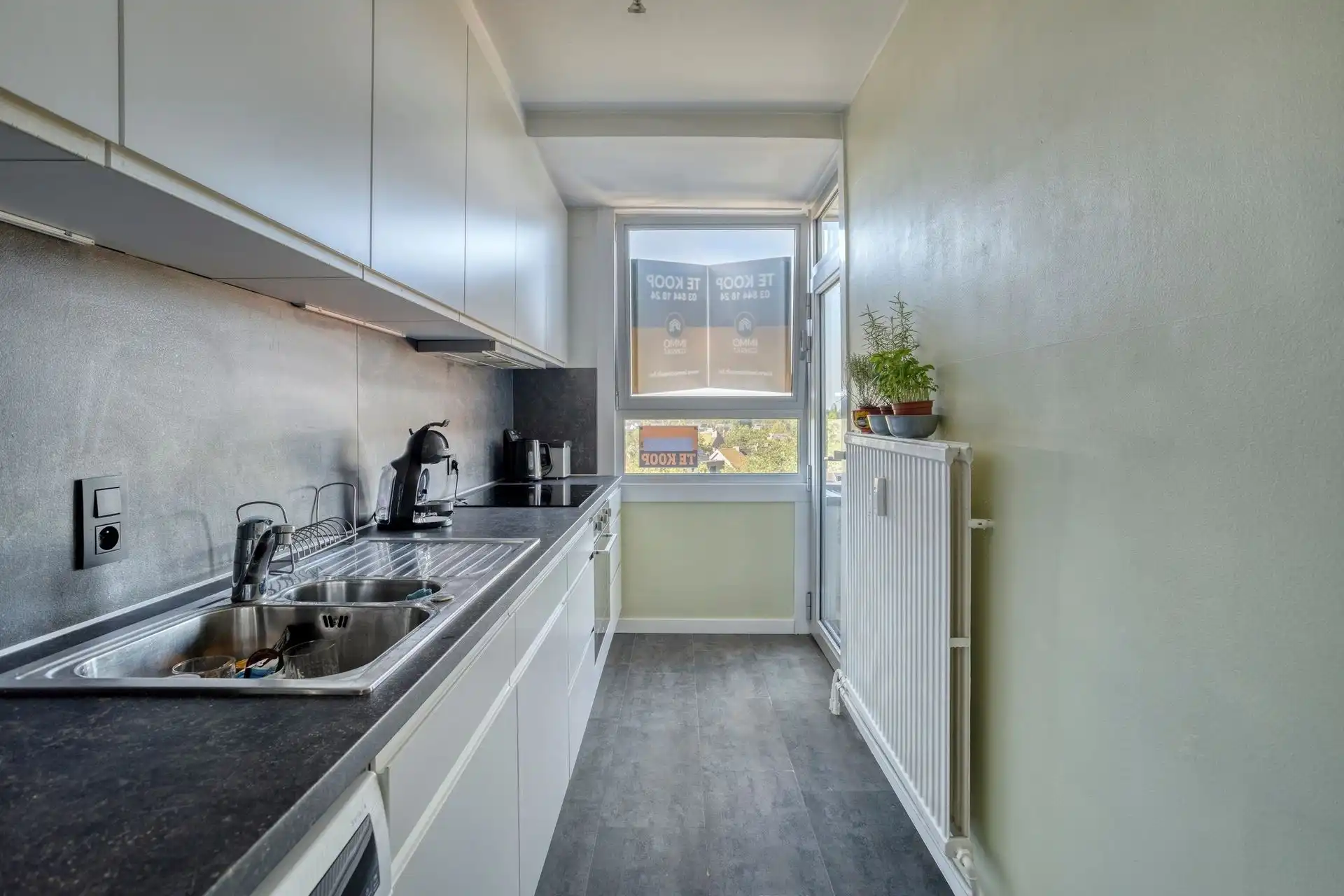2 slaapkamerappartement met terras! foto 3