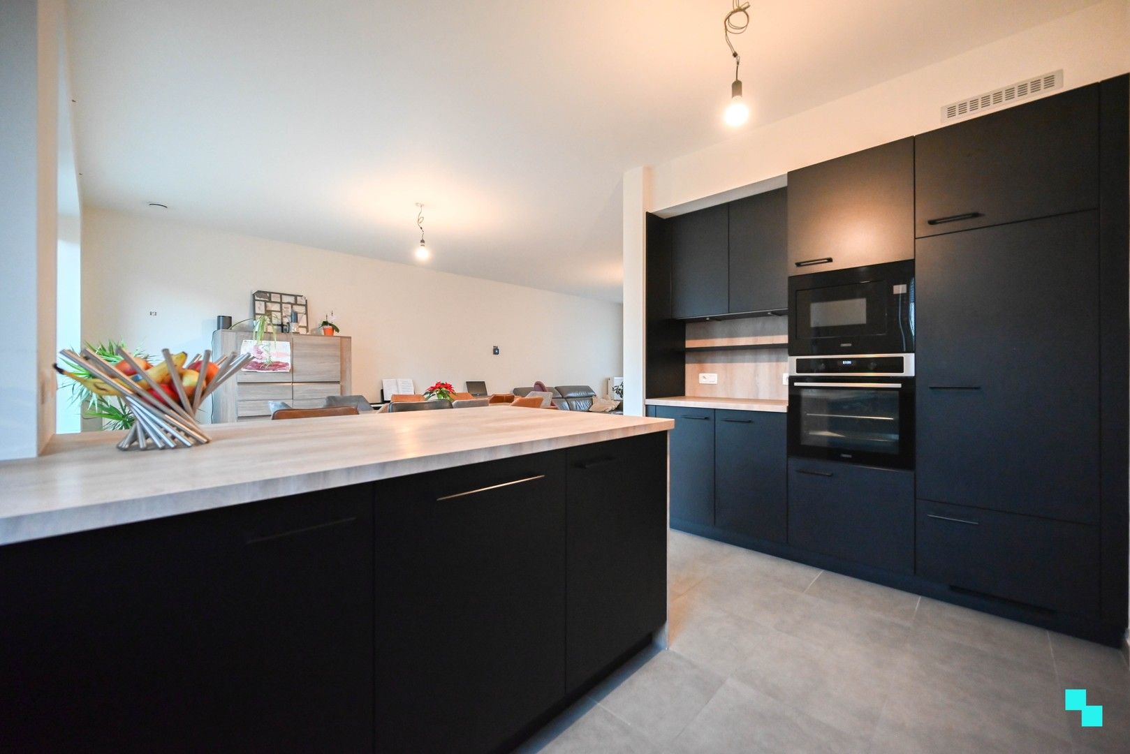 Moderne woning met uitstekende ligging in Harelbeke foto 8