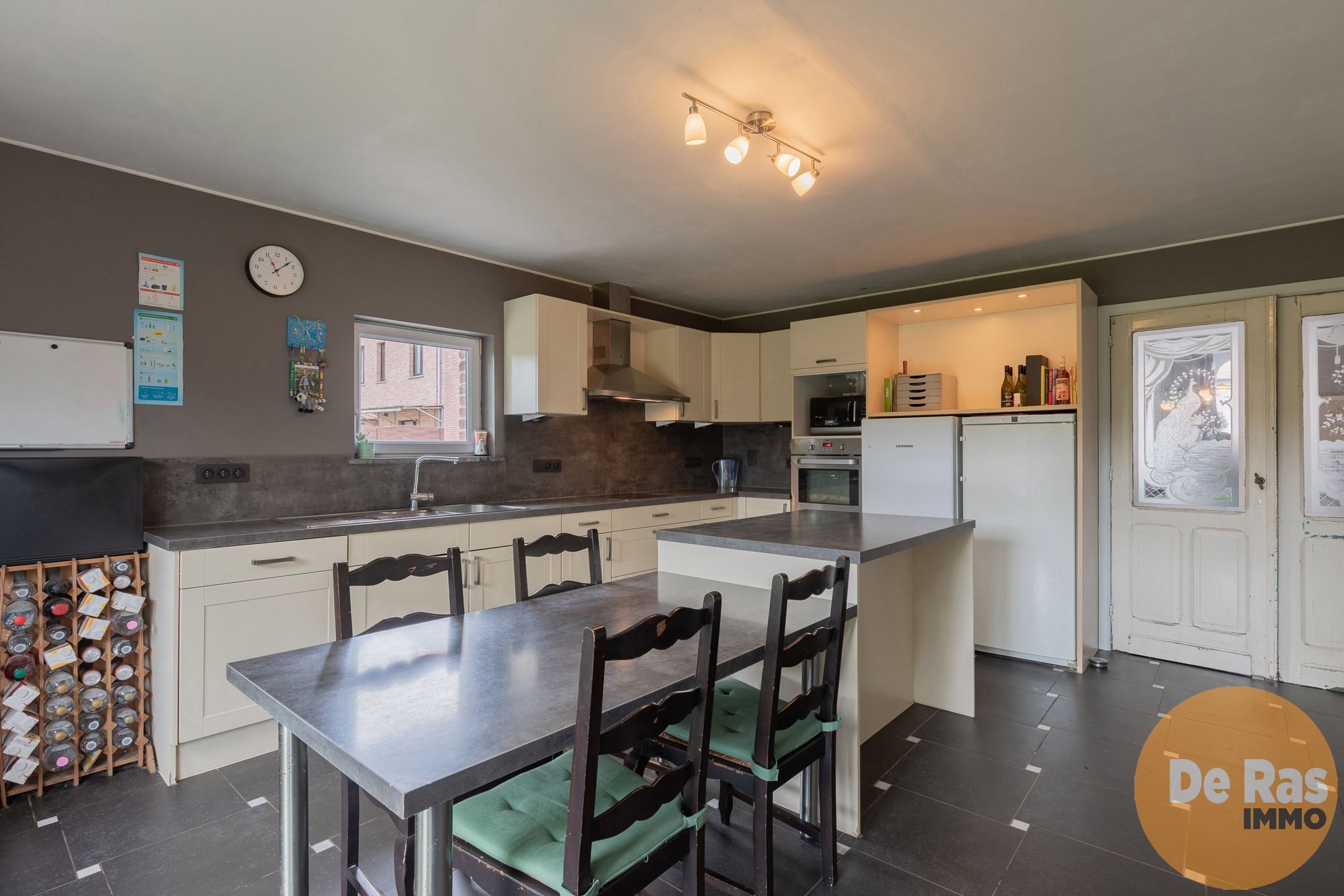 LEDE- Charmante 3-gevelwoning met 4 slaapkamers centrum. foto 13