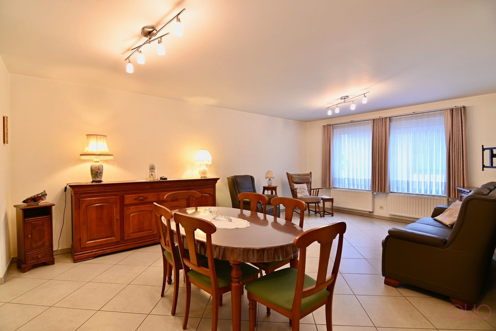 Instapklaar appartement met 2 slaapkamers in het stadscentrum van Tongeren-Borgloon (toplocatie inclusief meubels)! foto 3
