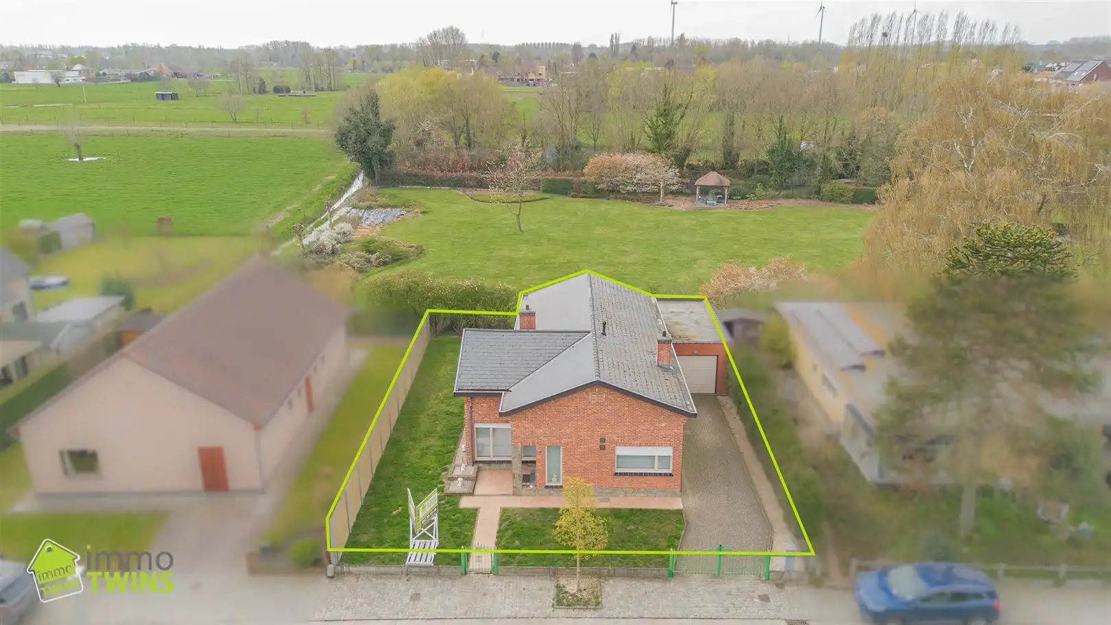 Hoofdfoto van de publicatie: Bungalow in uiterst rustige en groene omgeving