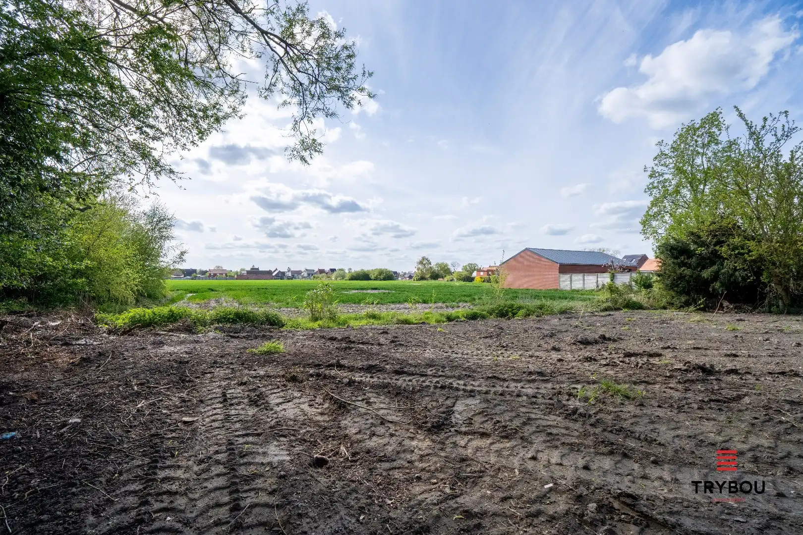Te renoveren alleenstaande woning op een ruim perceel van 896m² in Houthulst foto 10